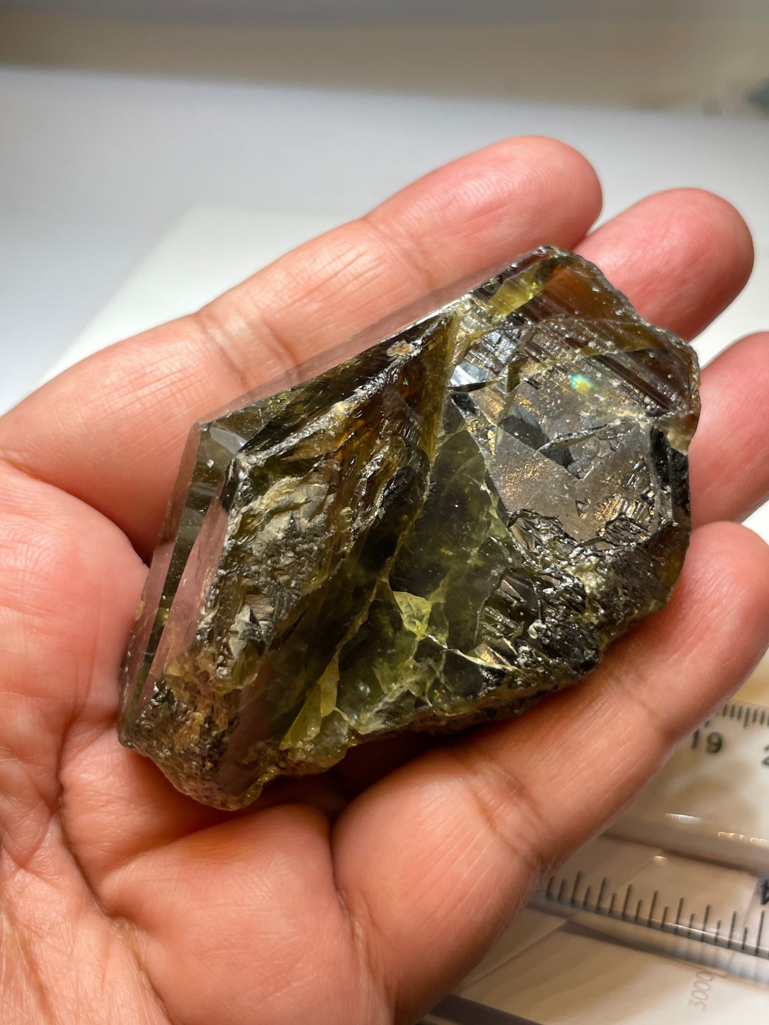 130.10Gm / 650.50Ct Sphene Crystal From Tanzania. Superb Rare Piece. 71.60 X 50.00 33.20Mm