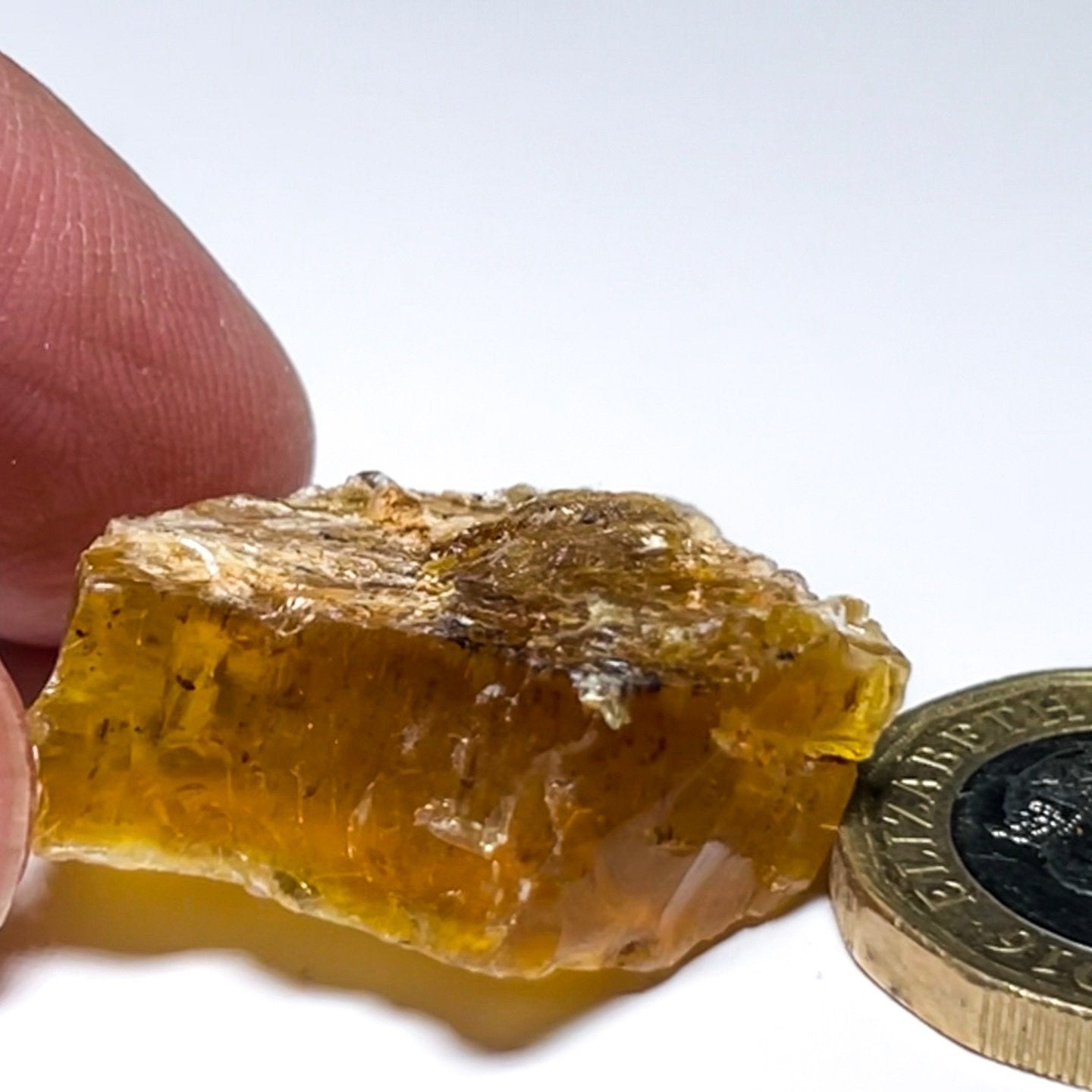 40.71Ct Opal Tanzania Untreated Unheated From A 1999 Deposit Chatoyant (Pearly Cats-Eye Effect)