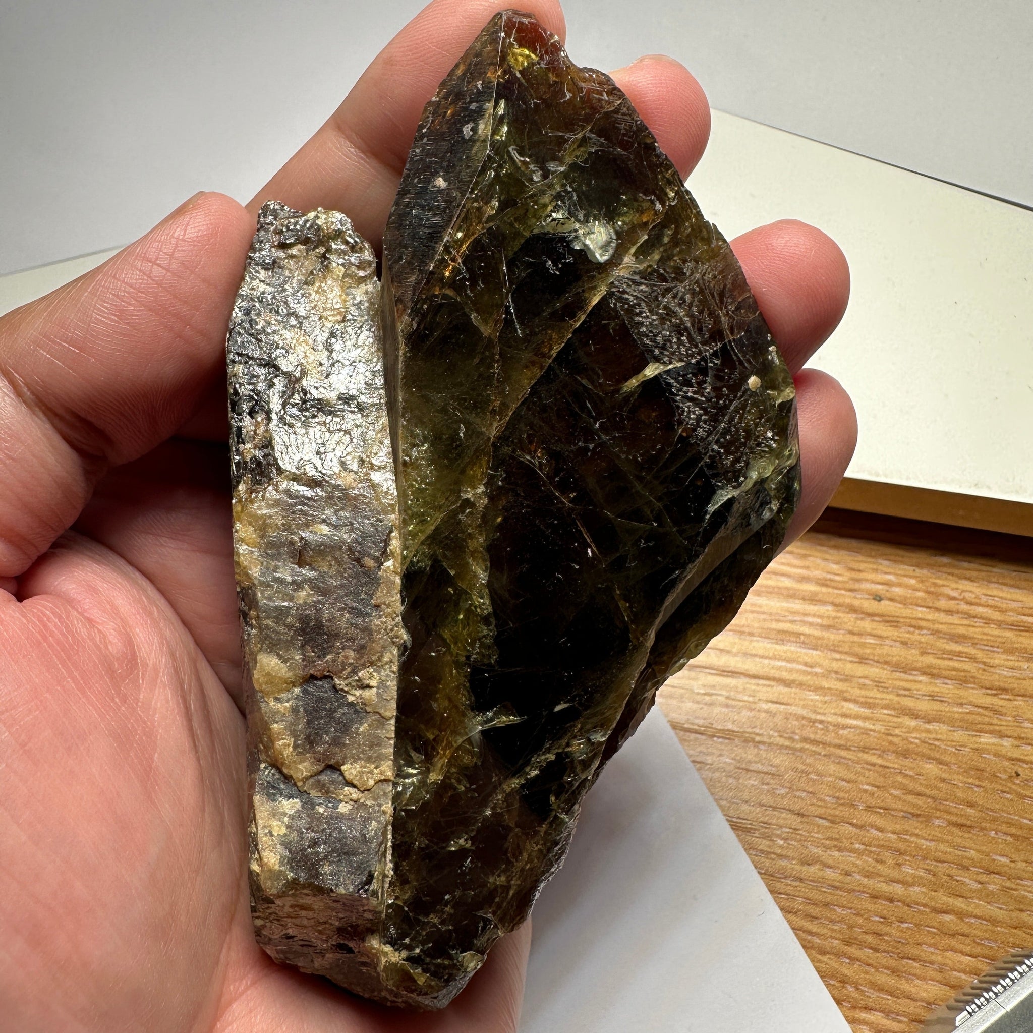 363.20Gm / 1816Ct Tanzanian Chrome Sphene Crystal. Unheated Untreated. 119Mm X 68.50Mm 44.00Mm