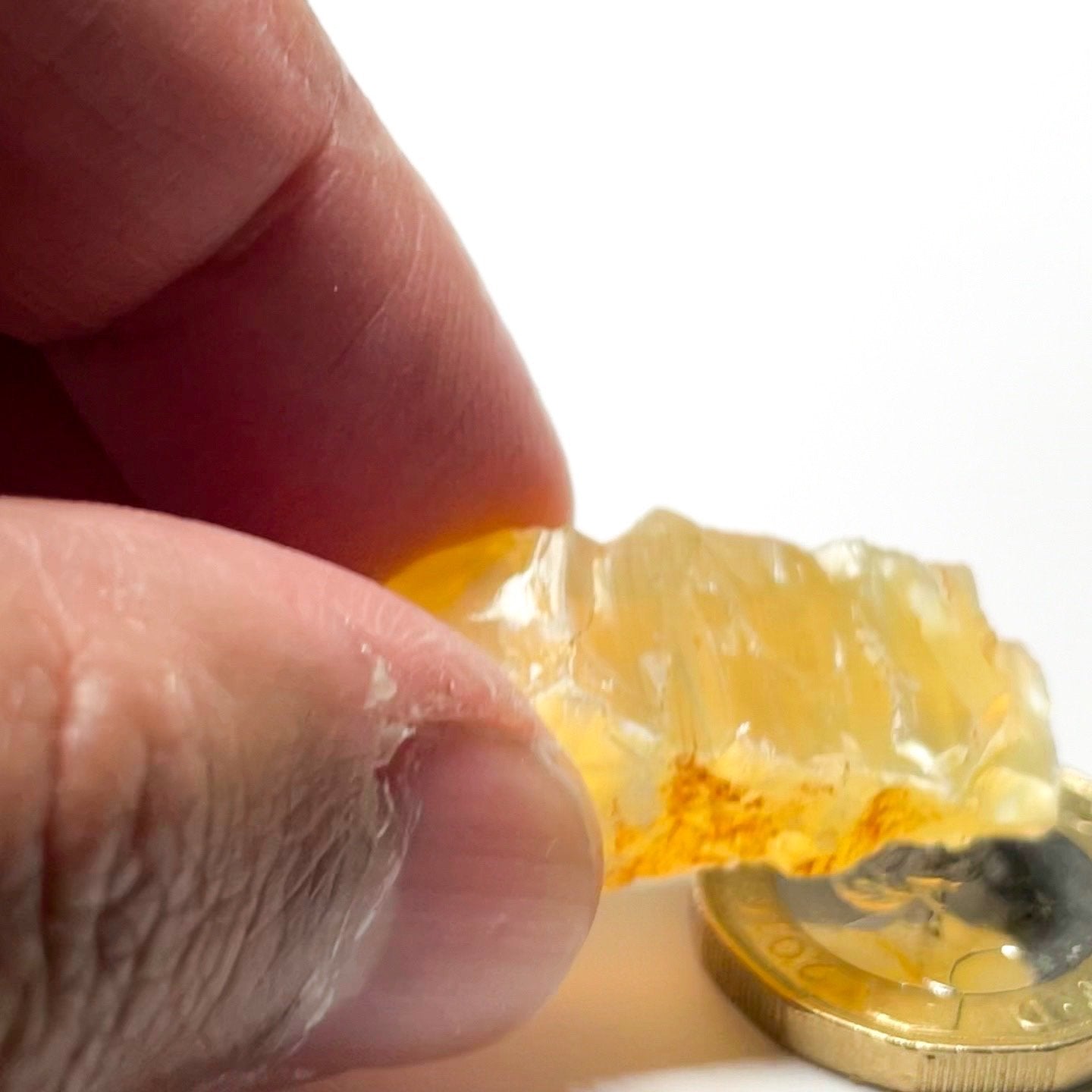 29.26Ct Opal Tanzania Untreated Unheated From A 1999 Deposit Chatoyant (Pearly Cats-Eye Effect)