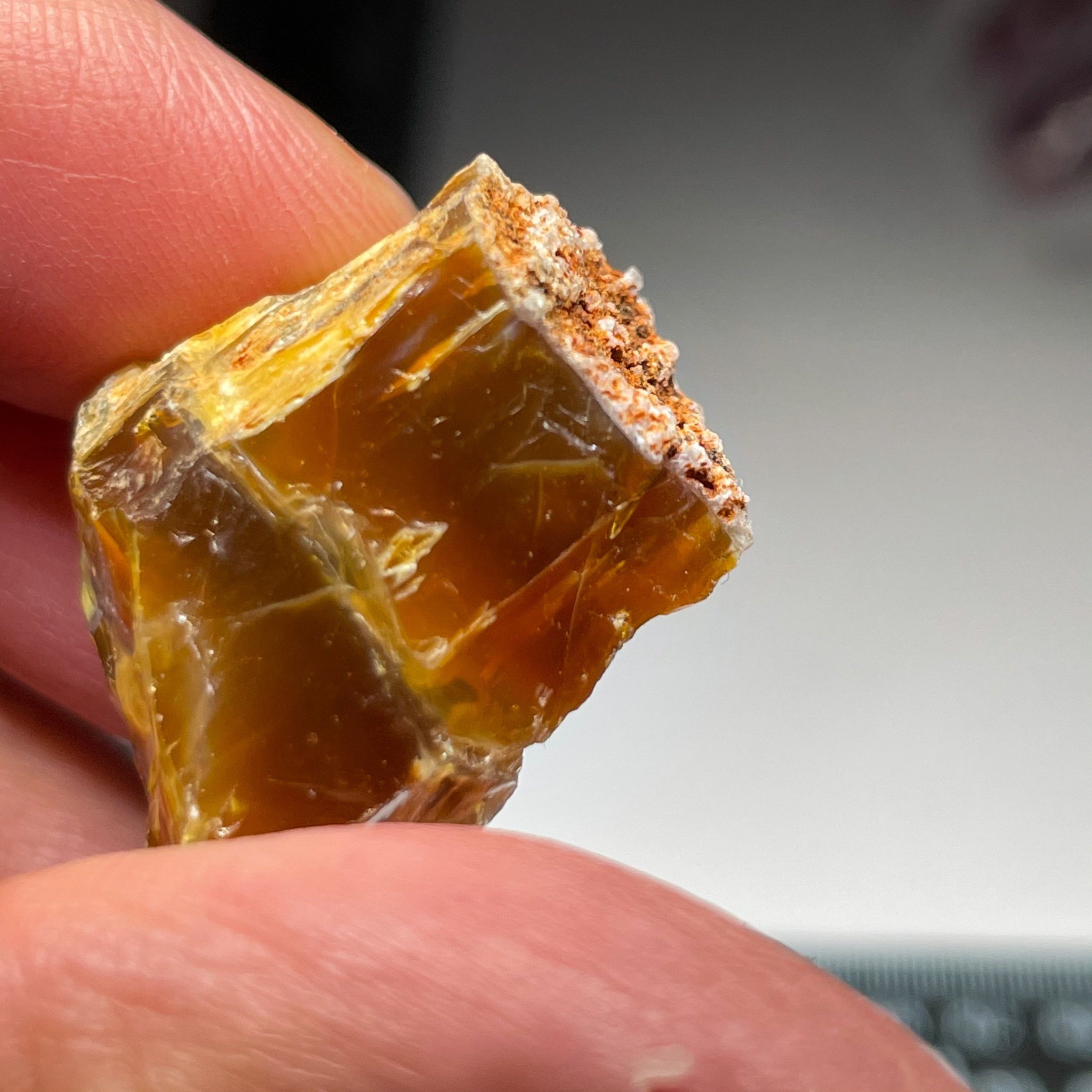 59.74Ct Opal Tanzania Untreated Unheated From A 1999 Deposit Chatoyant (Cats-Eye Effect) Has An