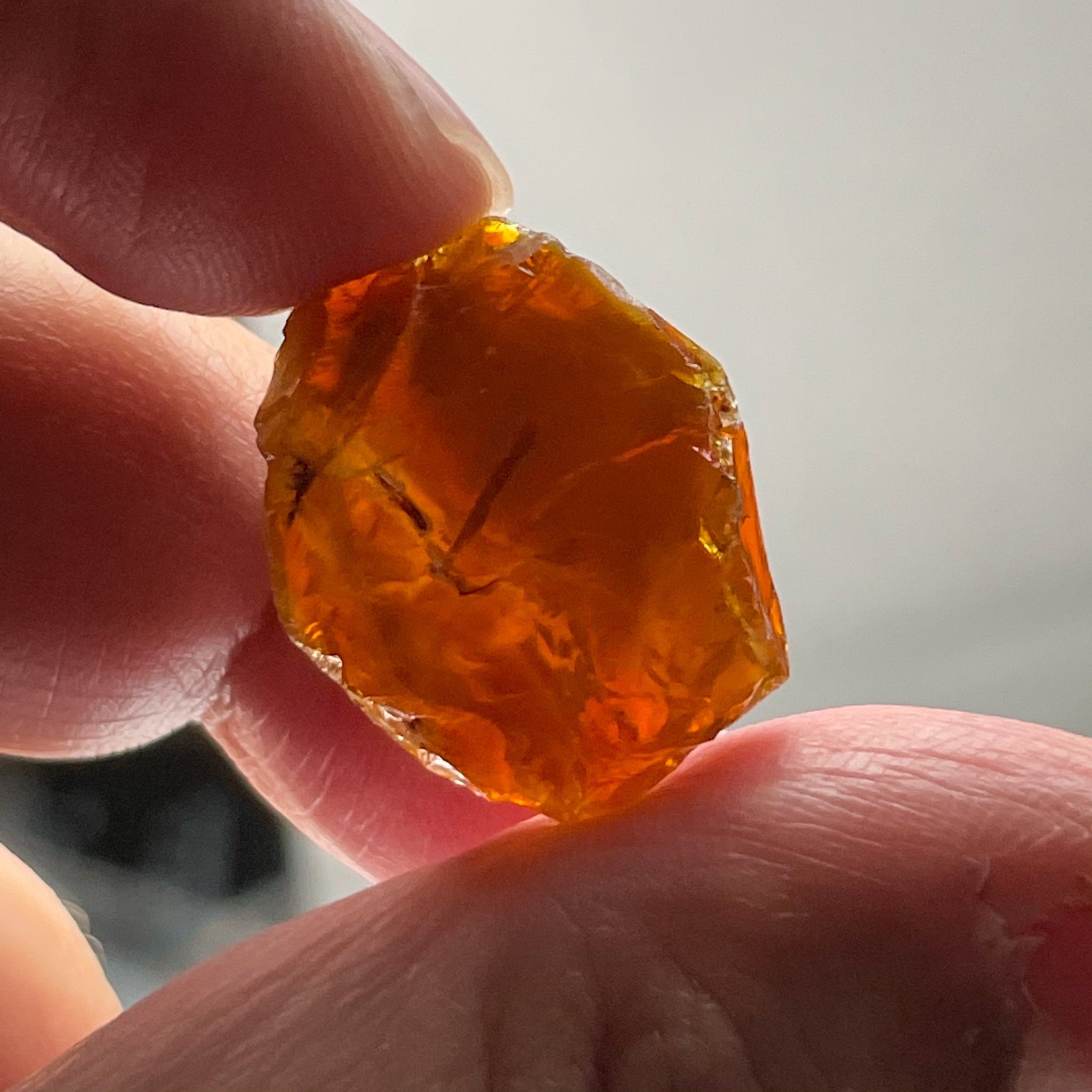 19.34Ct Opal Tanzania Untreated Unheated From A 1999 Deposit Chatoyant (Cats-Eye Effect) Has An