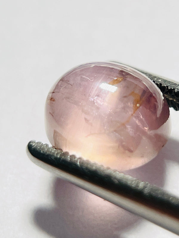 3.63Ct Sapphire Tanzania. Untreated Unheated. Seems To Have A Moving Spot/star And Slightly Colour