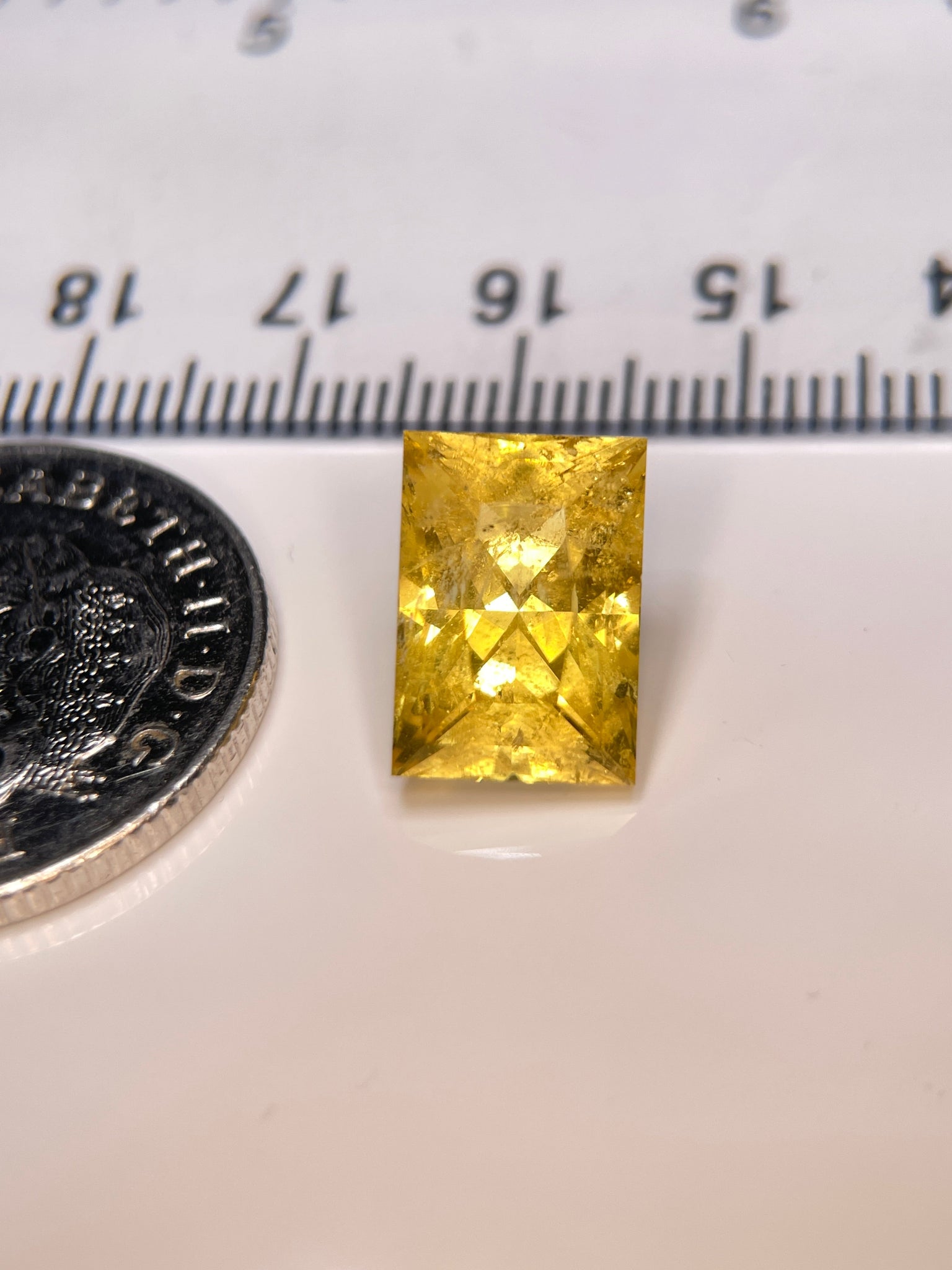 8.035Ct Vivid Intense Yellow Golden Danburite Tanzania Untreated Unheated. Slightly Included. Super