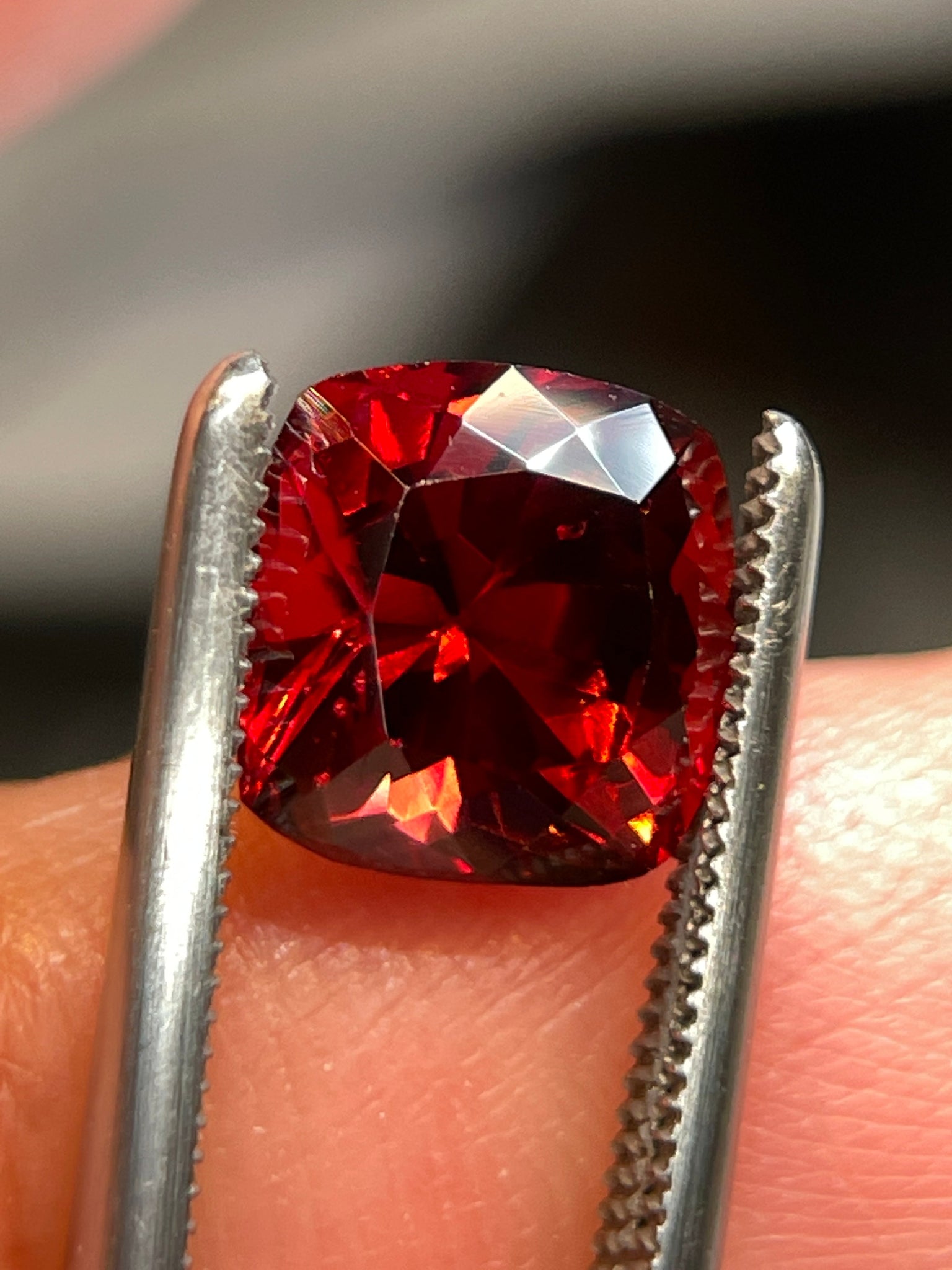 3.35Ct Malaya Garnet. Tanzania. Untreated Unheated