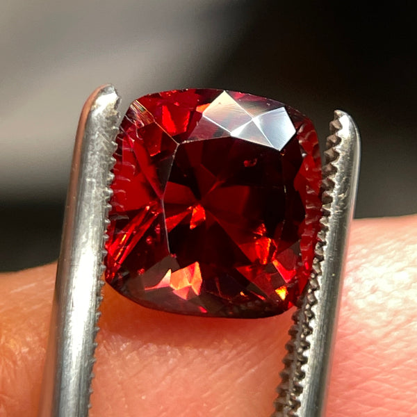 3.35Ct Malaya Garnet. Tanzania. Untreated Unheated