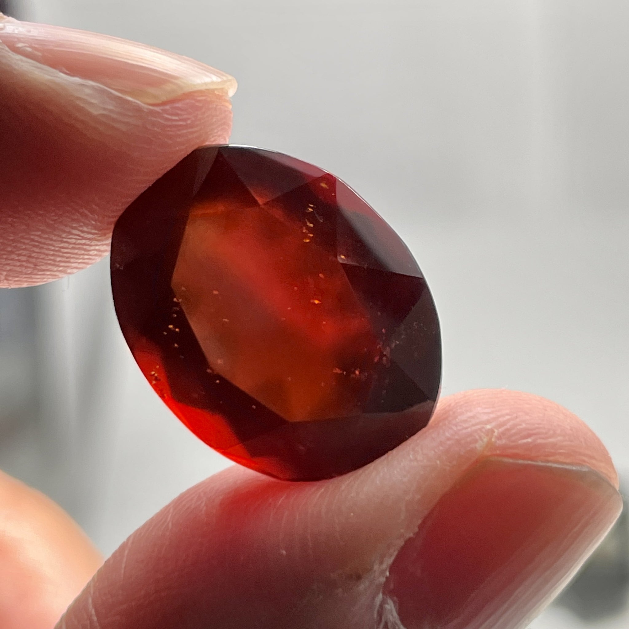 22.88Ct Hessonite Garnet Tanzania Untreated Unheated. 19 X 14 9.1 Mm. Use Either Side.