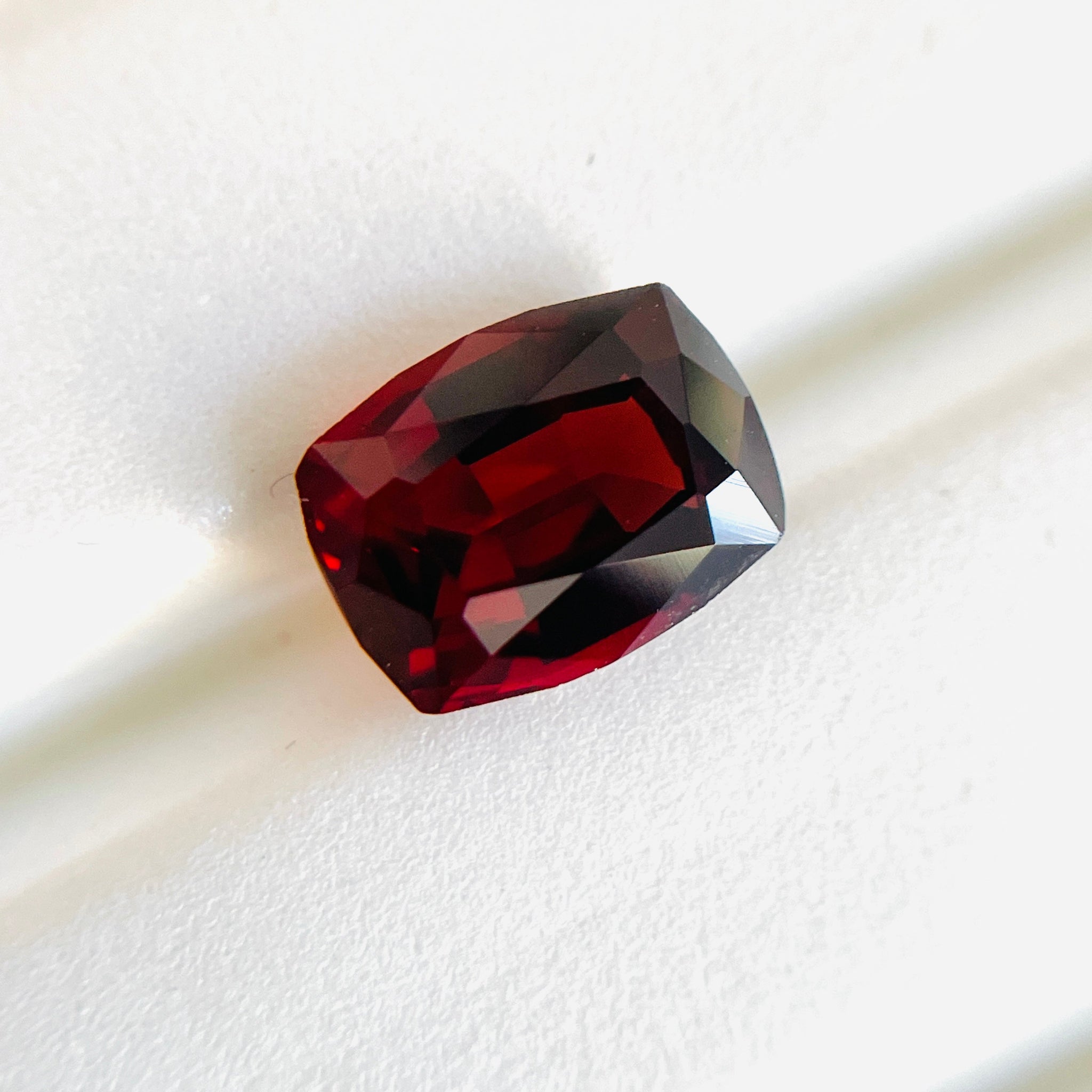 1.97Ct Malaya Garnet. Tanzania. Untreated Unheated