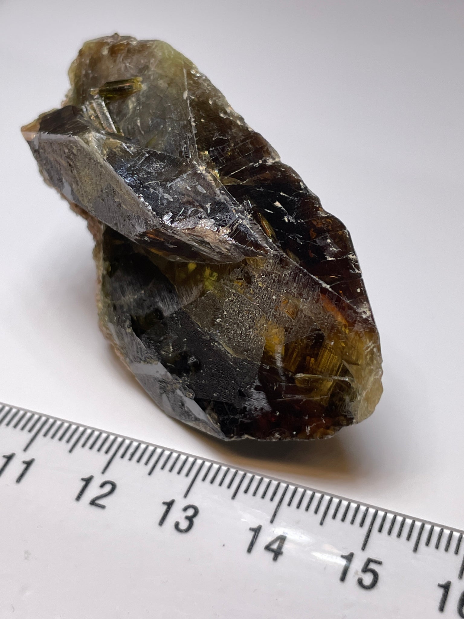 227.39Ct / 45.47Gm Tanzanian Sphene Crystal Untreated Unheated. 55.6 X 41.1 17.7Mm Very High End