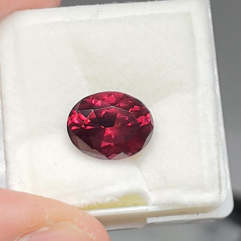 3.99Ct Umba Garnet Untreated Unheated