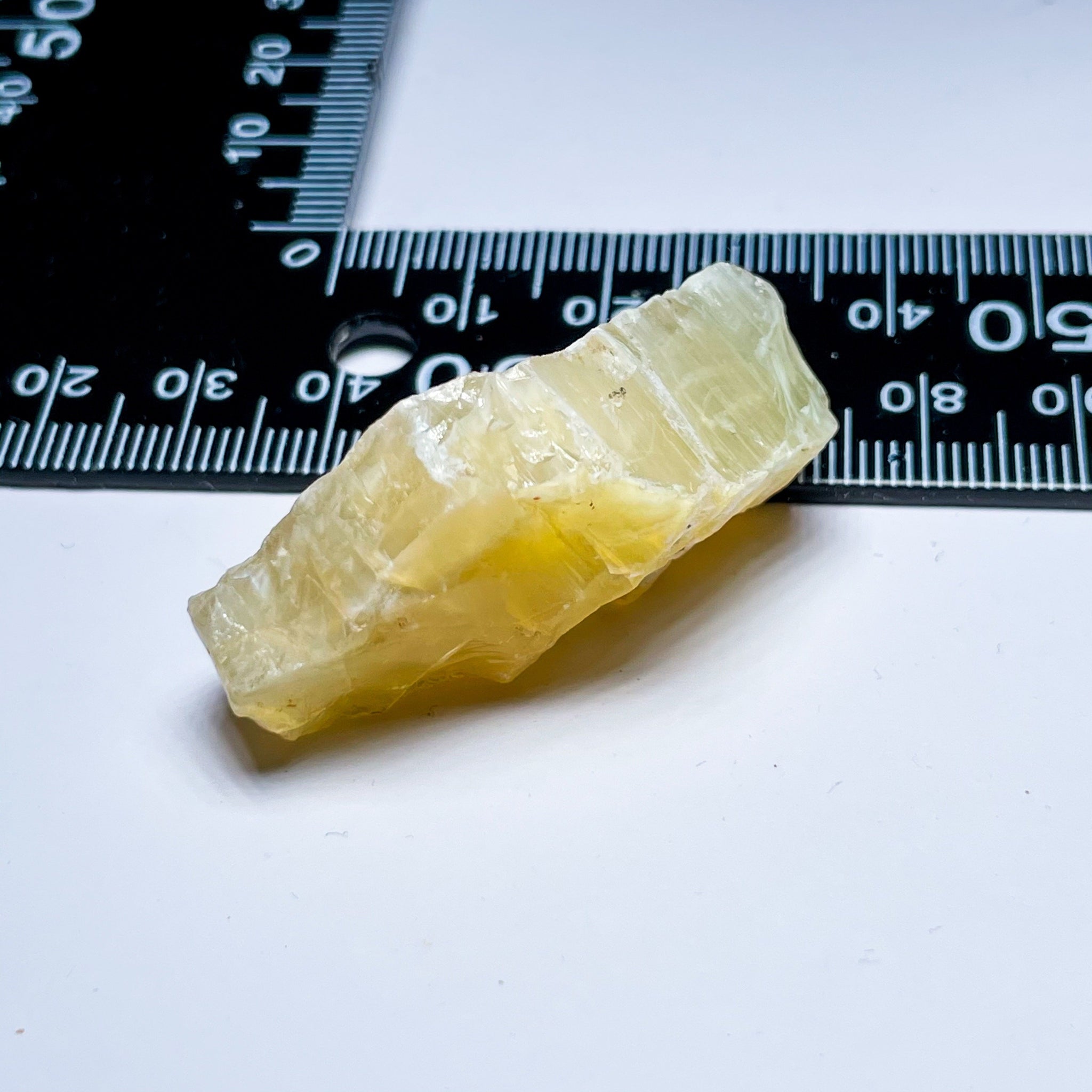 70.82Ct Opal Tanzania Untreated Unheated From A 1999 Deposit Chatoyant (Cats-Eye Effect)