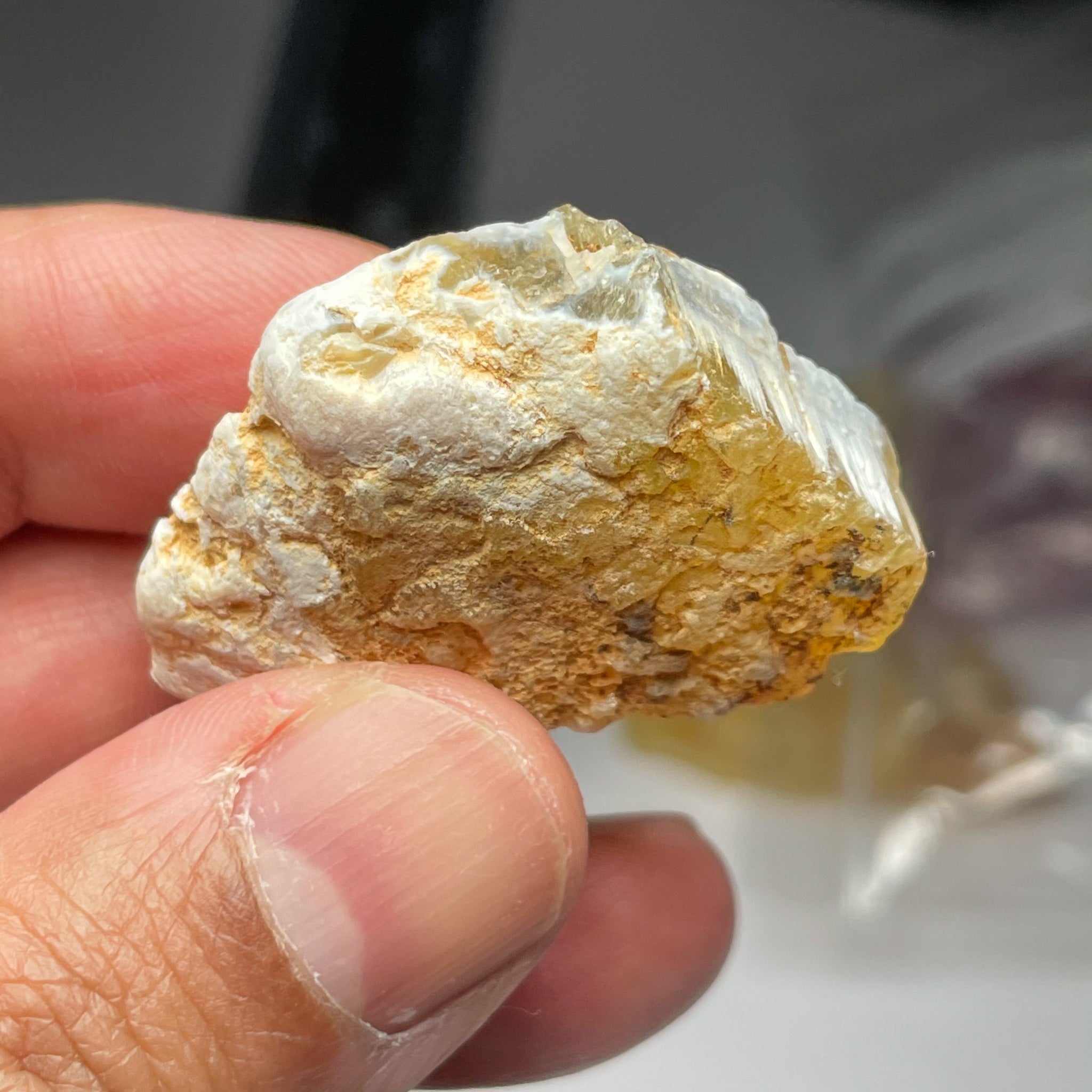 78.02Ct Opal Tanzania Untreated Unheated From A 1999 Deposit Chatoyant (Cats-Eye Effect)