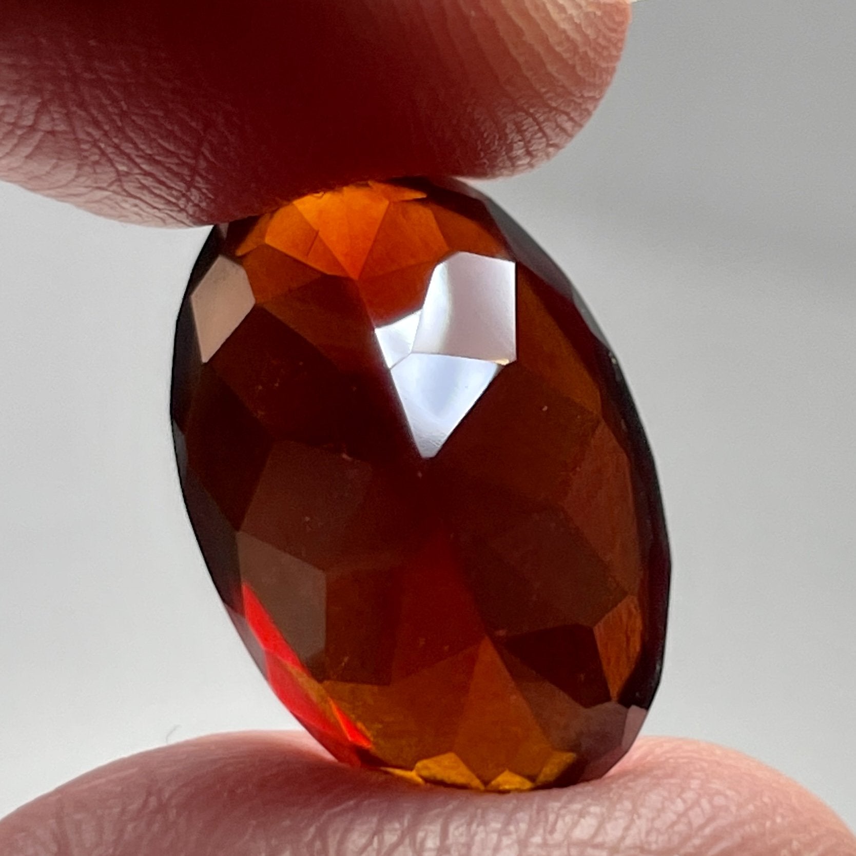 17.07Ct Hessonite Garnet Tanzania Untreated Unheated. 18 X 11.8 8.9 Mm. Use Either Side.