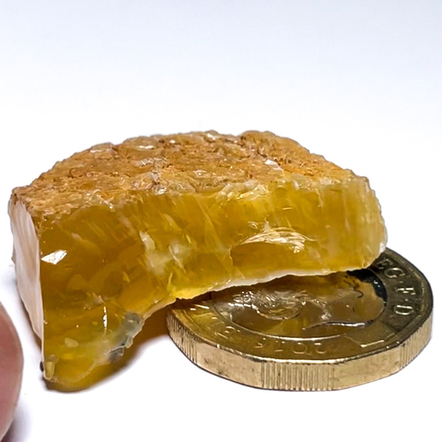 46.74Ct Opal Tanzania Untreated Unheated From A 1999 Deposit Chatoyant (Pearly Cats-Eye Effect)