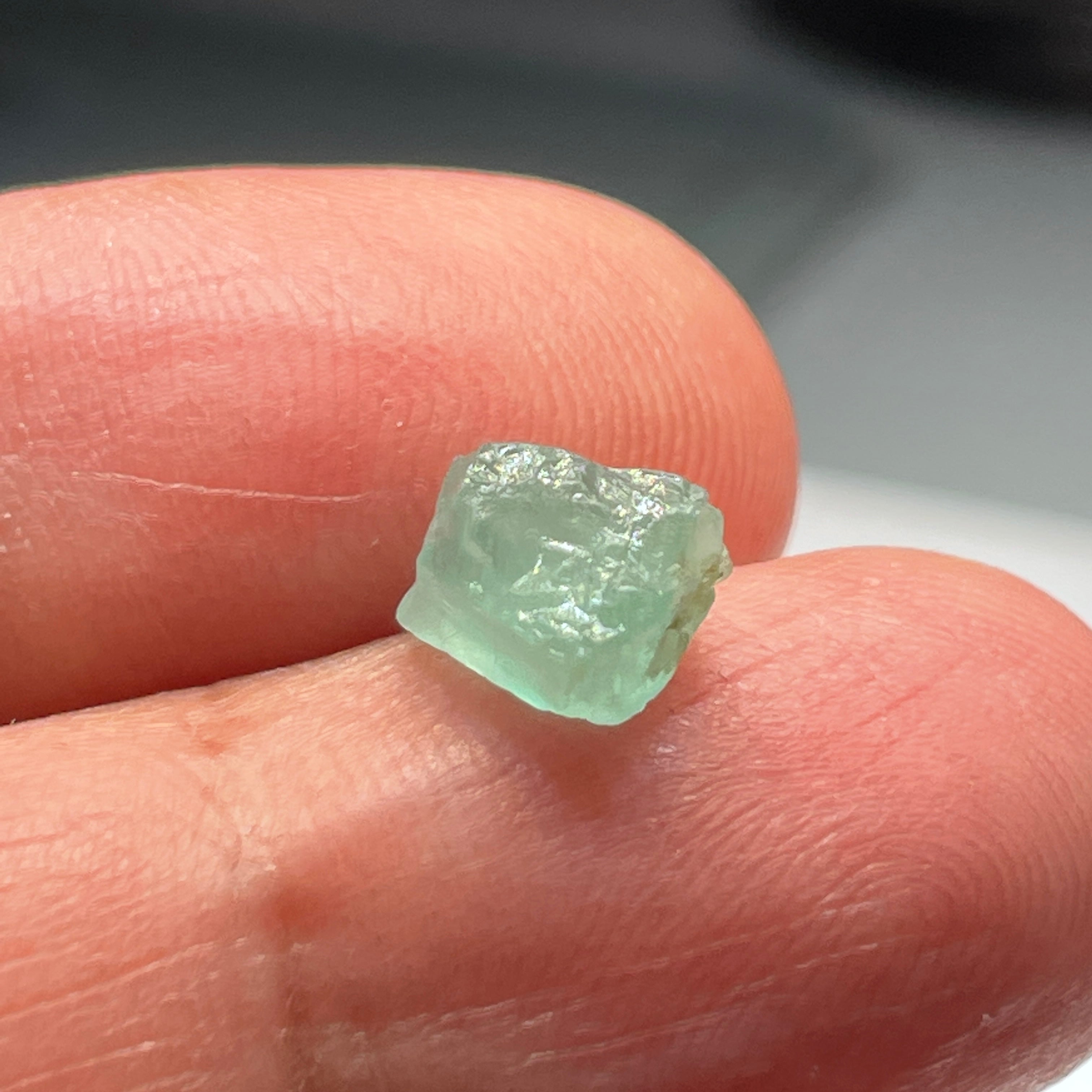 2.51Ct Emerald Crystal. Tanzania. No Oil Untreated Unheated.