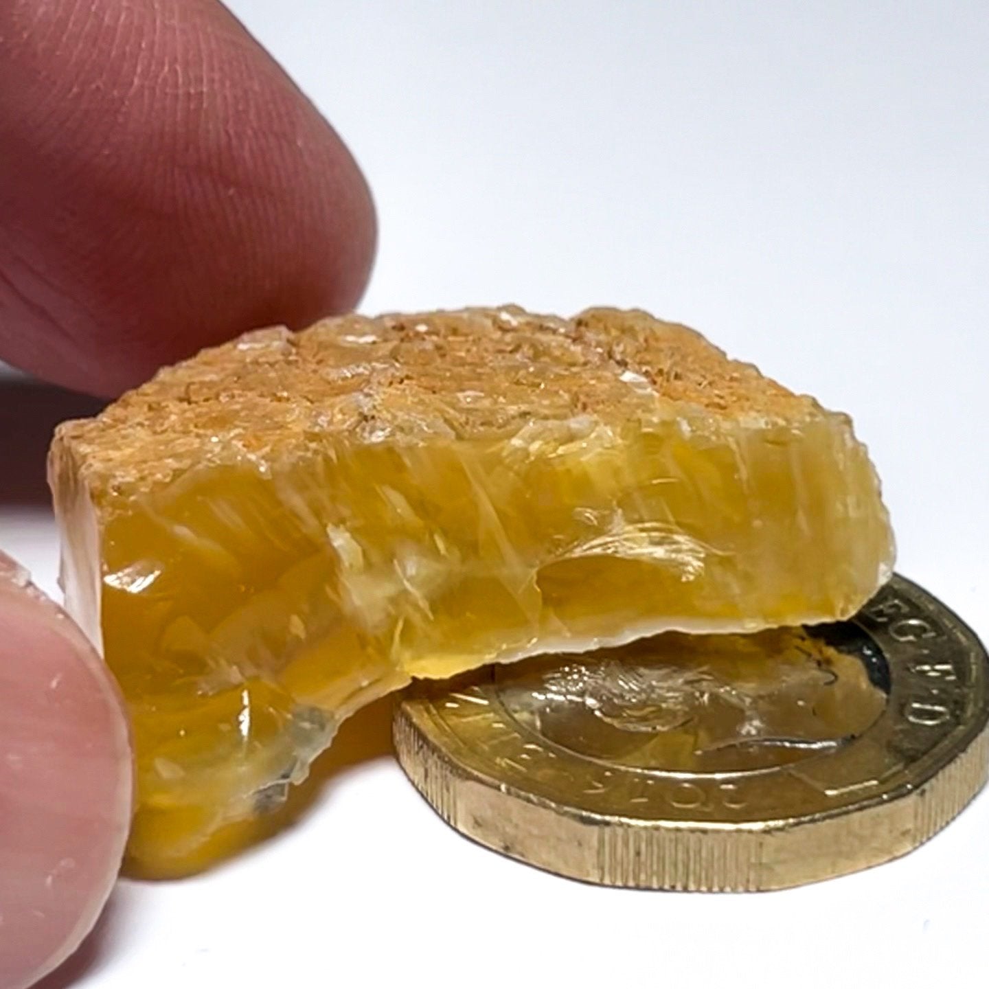 46.74Ct Opal Tanzania Untreated Unheated From A 1999 Deposit Chatoyant (Pearly Cats-Eye Effect)