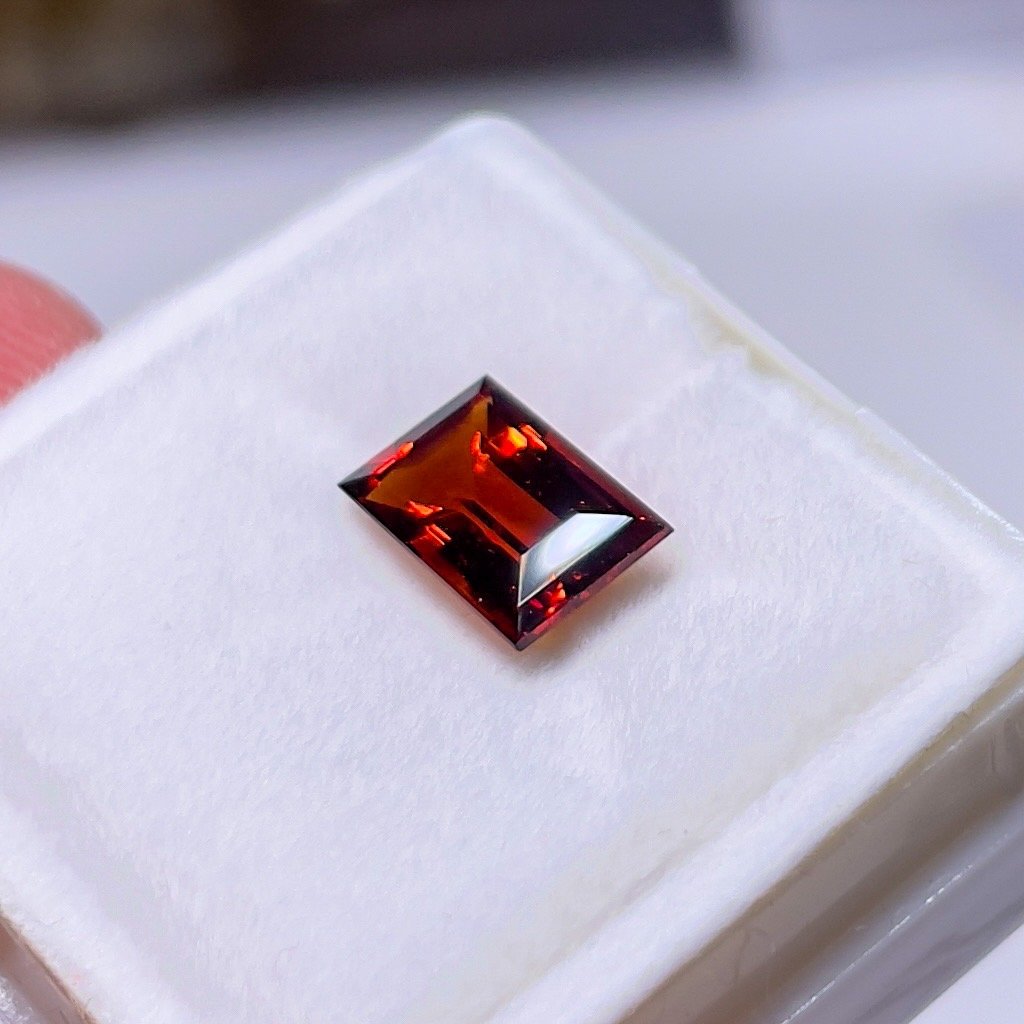 1.56Ct Orange Grossular Garnet Untreated Unheated