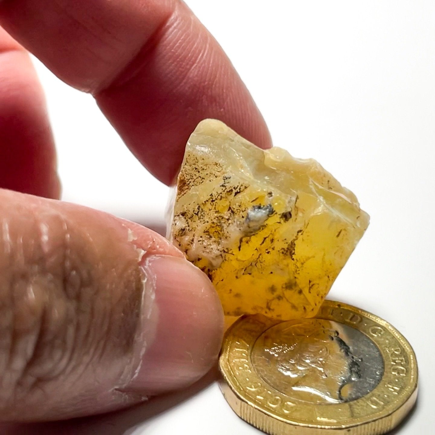 51.31Ct Opal Tanzania Untreated Unheated From A 1999 Deposit Chatoyant (Pearly Cats-Eye Effect)