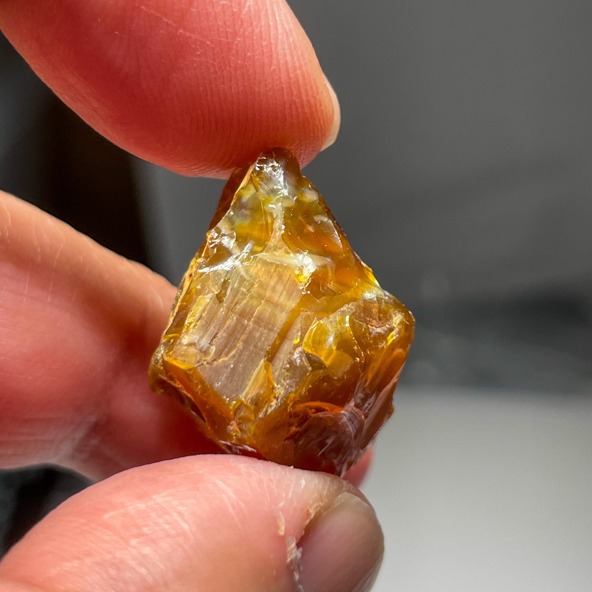 34.90Ct Opal Tanzania Untreated Unheated From A 1999 Deposit Chatoyant (Cats-Eye Effect) Has An