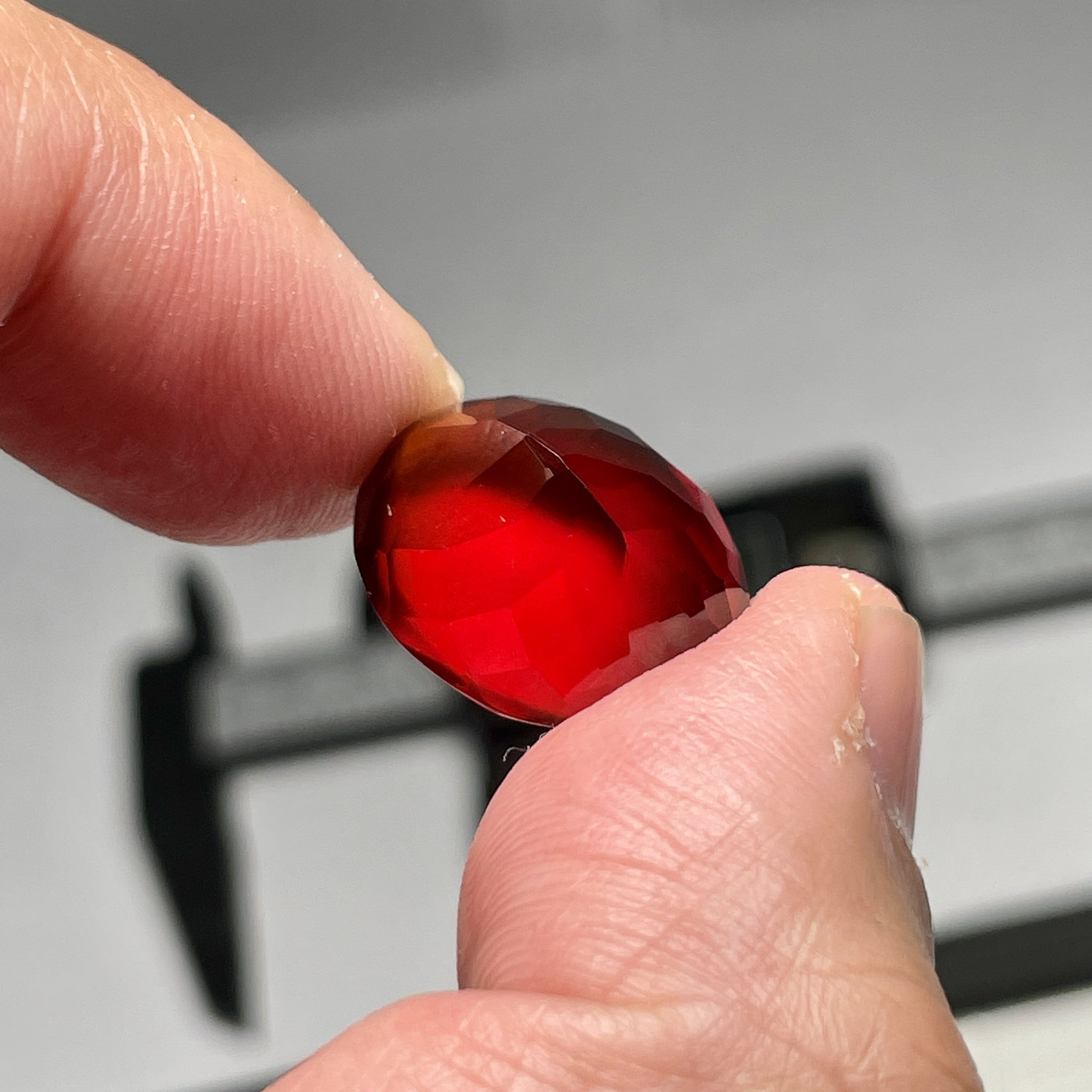 22.88Ct Hessonite Garnet Tanzania Untreated Unheated. 19 X 14 9.1 Mm. Use Either Side.