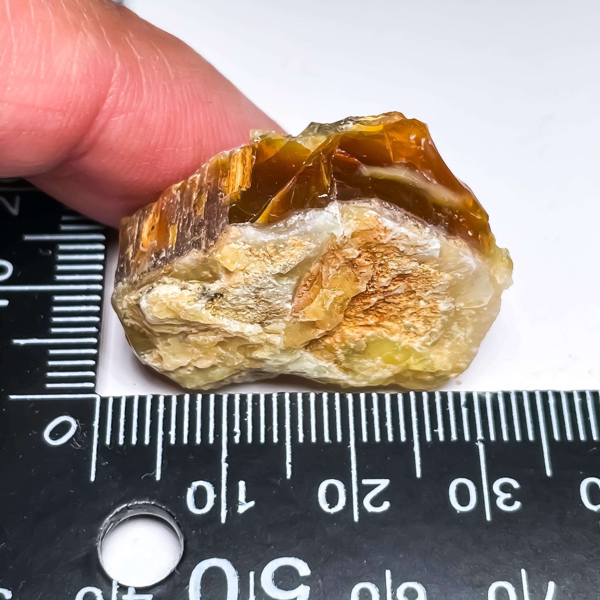 52.82Ct Opal Tanzania Untreated Unheated From A 1999 Deposit Chatoyant (Cats-Eye Effect) Has An