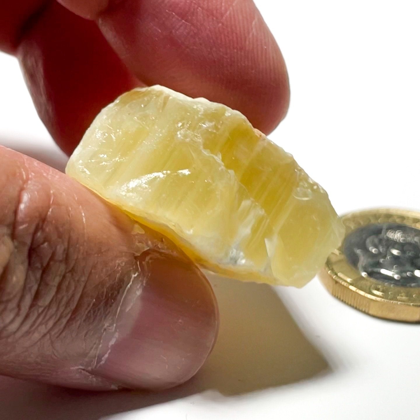 72.41Ct Opal Tanzania Untreated Unheated From A 1999 Deposit Chatoyant (Pearly Cats-Eye Effect)