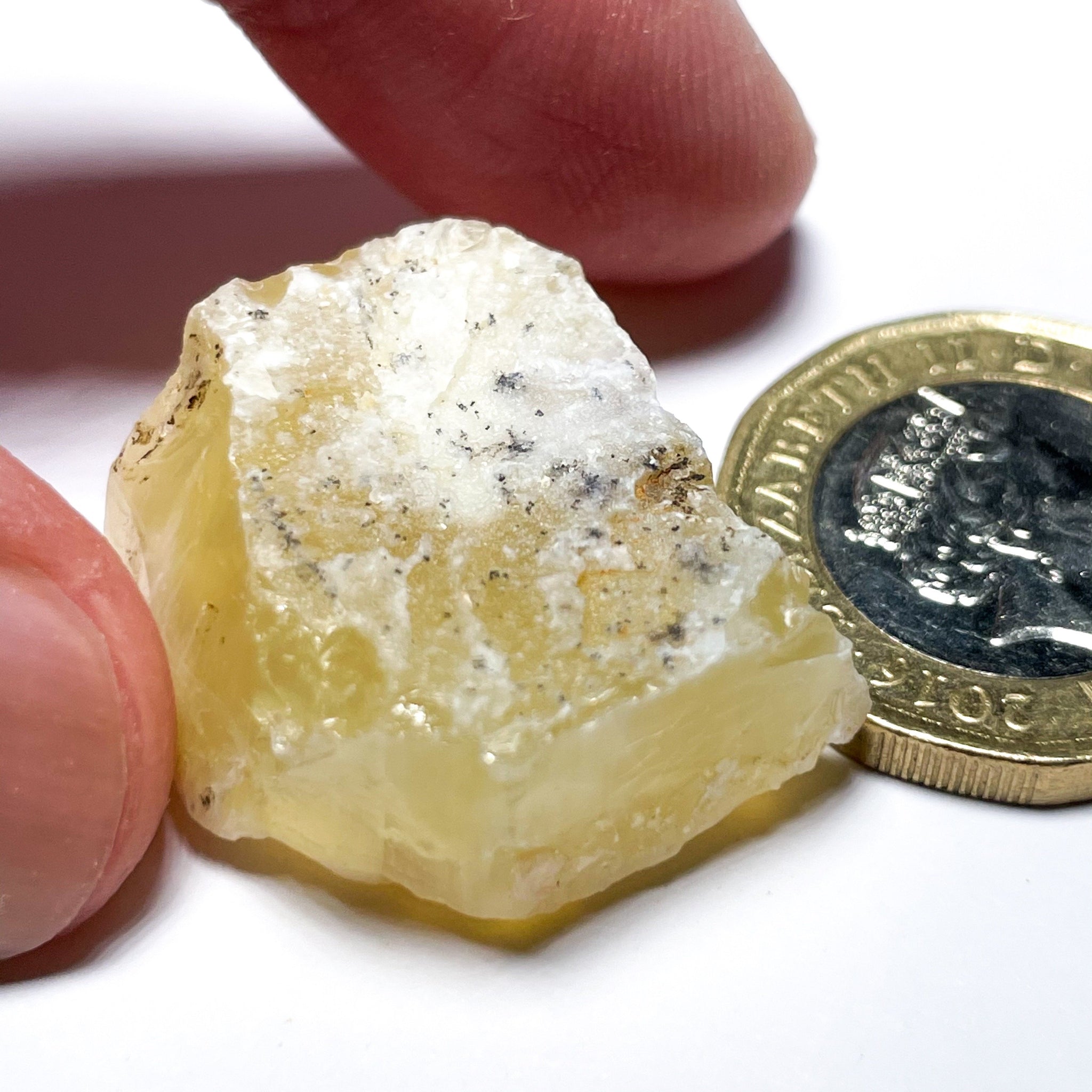 46.09Ct Opal Tanzania Untreated Unheated From A 1999 Deposit Chatoyant (Pearly Cats-Eye Effect)