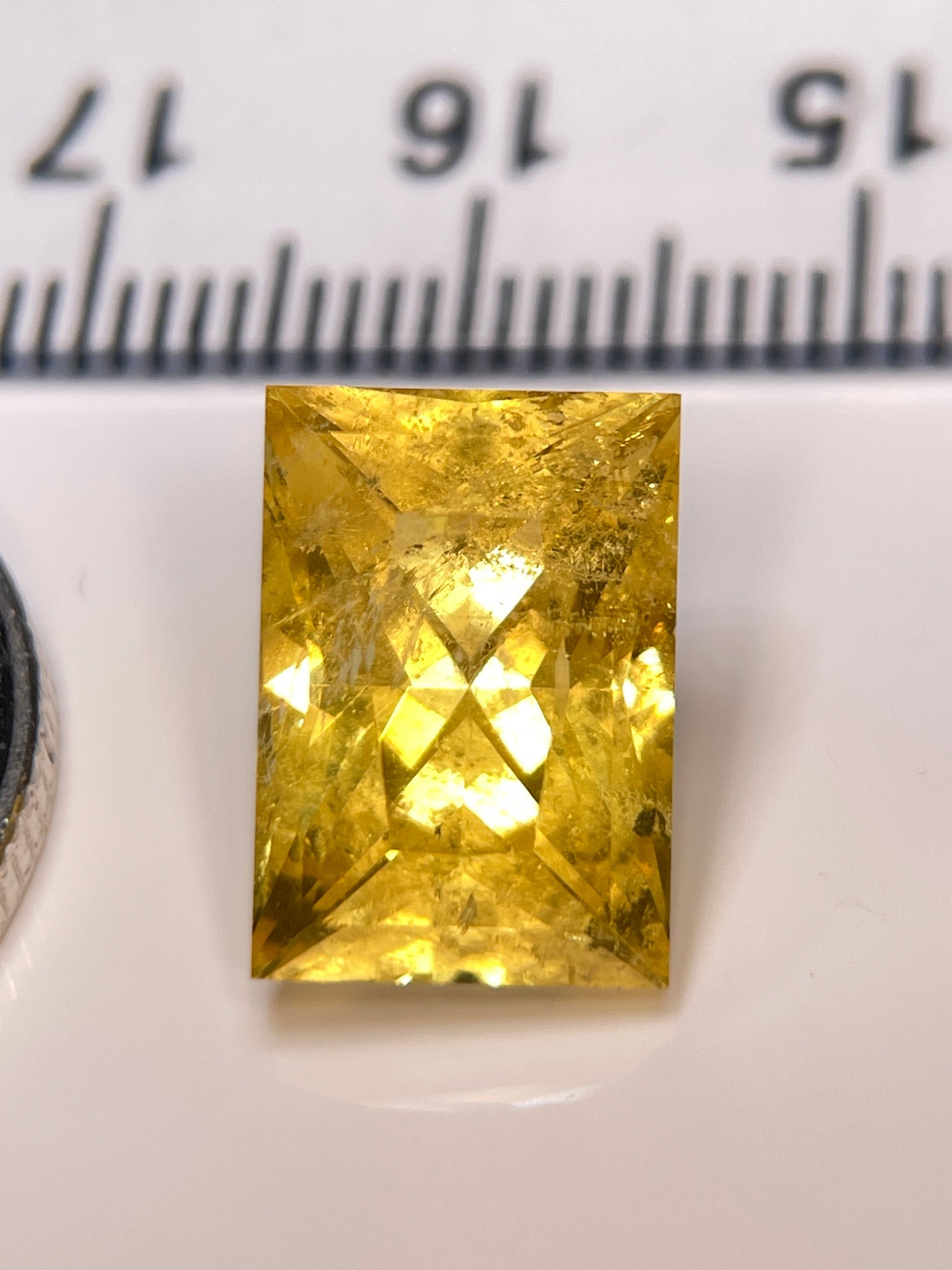 8.035Ct Vivid Intense Yellow Golden Danburite Tanzania Untreated Unheated. Slightly Included. Super
