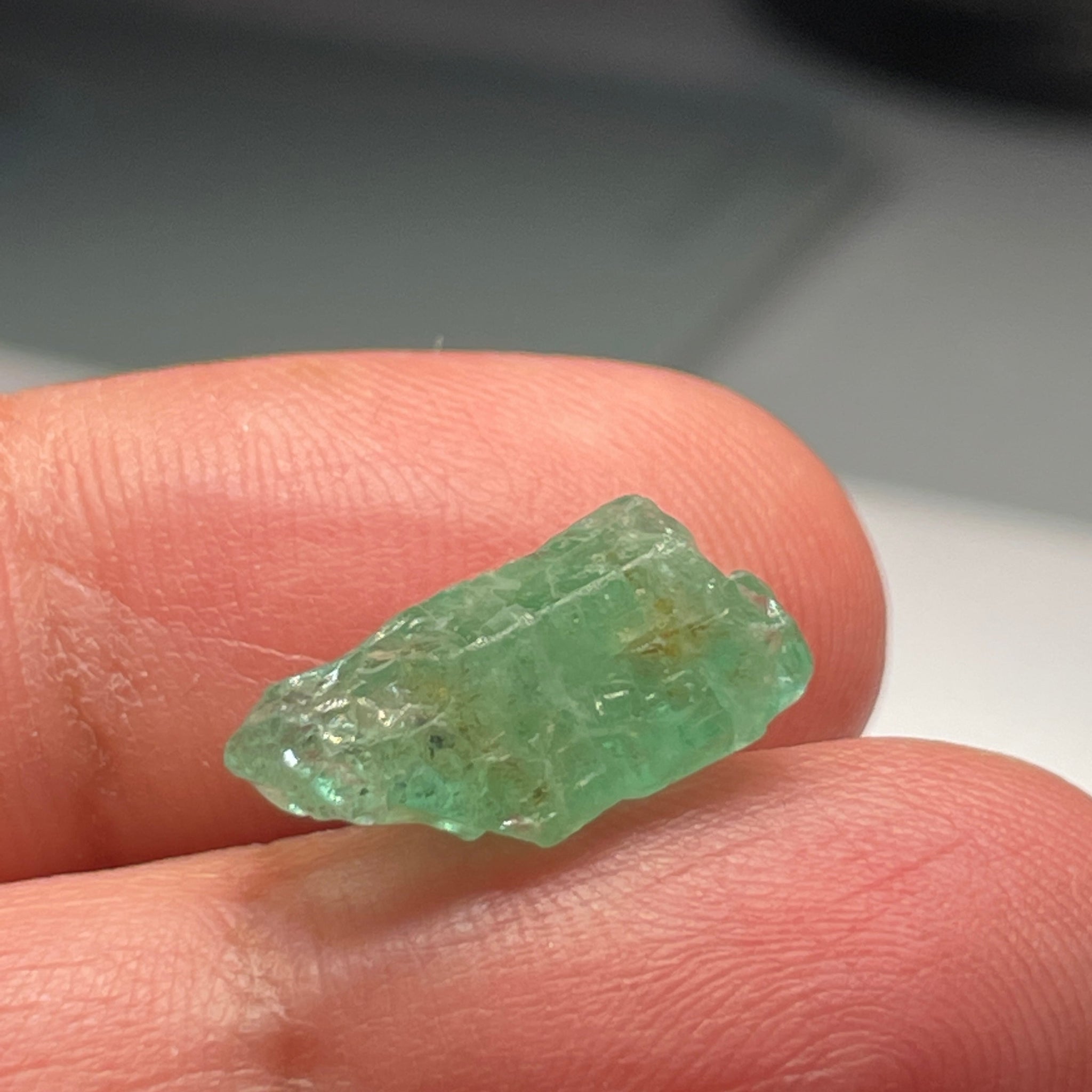5.71Ct Emerald Crystal. Tanzania. No Oil Untreated Unheated.