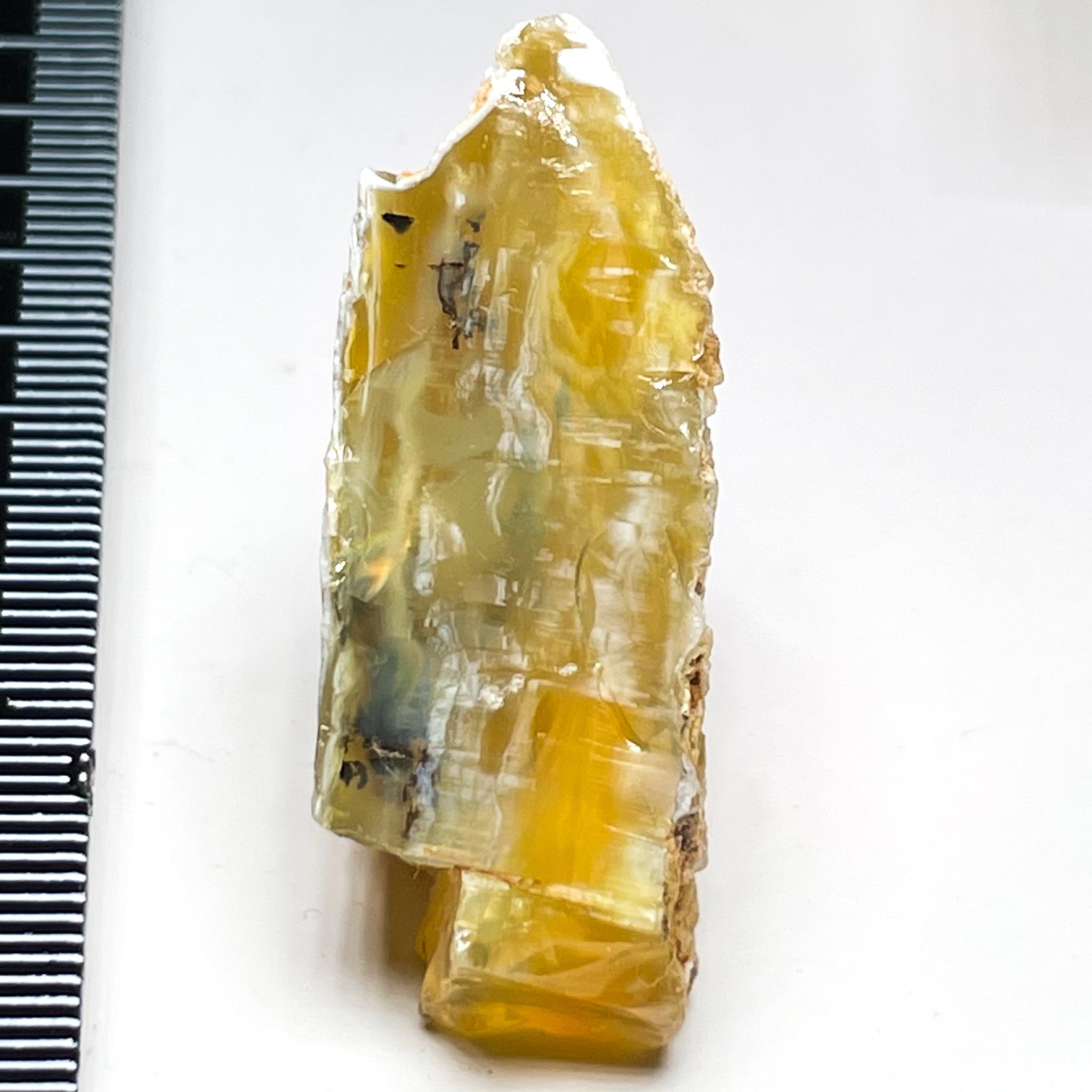 78.02Ct Opal Tanzania Untreated Unheated From A 1999 Deposit Chatoyant (Cats-Eye Effect)