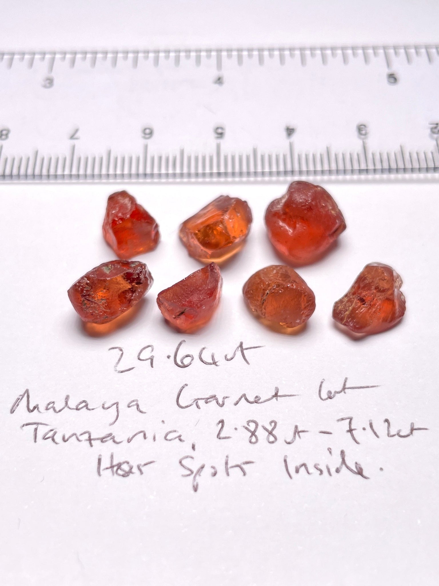 29.64Ct Malaya Garnet Lot Has Spots Inside Tanzania. 2.88Ct To 7.12Ct
