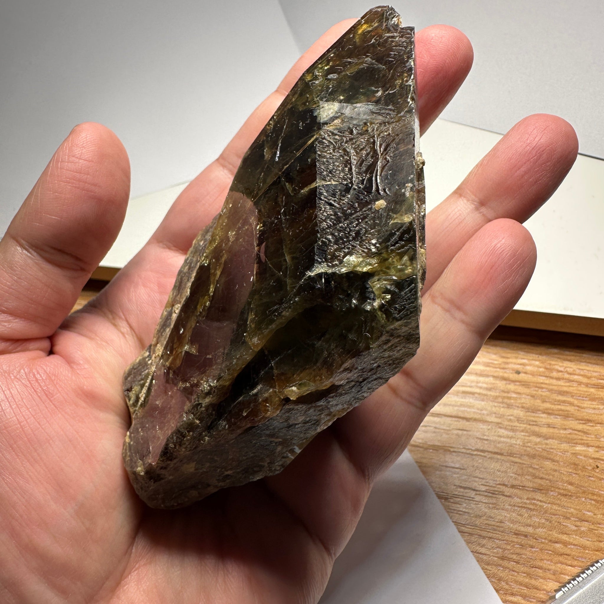 363.20Gm / 1816Ct Tanzanian Chrome Sphene Crystal. Unheated Untreated. 119Mm X 68.50Mm 44.00Mm