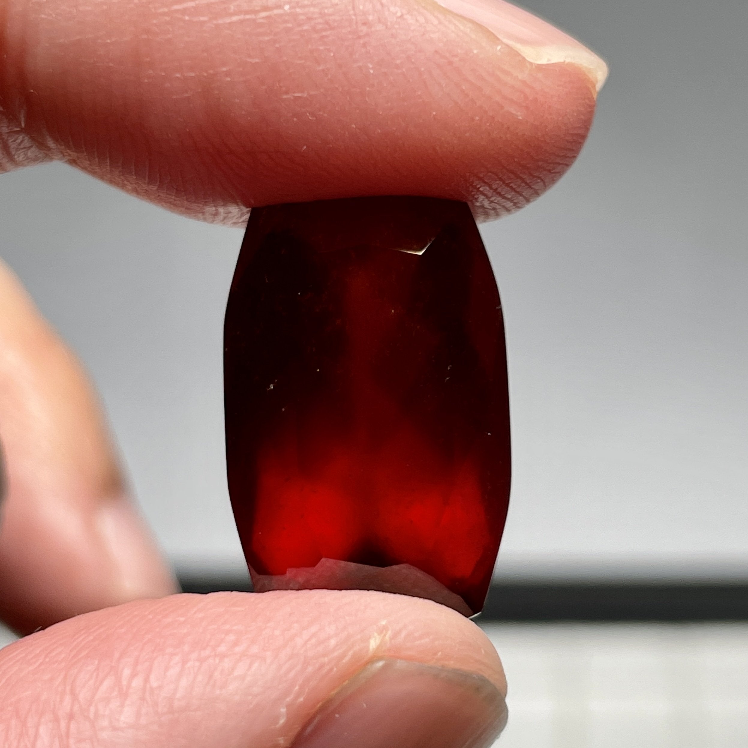 23.80Ct Hessonite Garnet Tanzania Untreated Unheated. 20 X 12.5 9 Mm. Use Either Side.