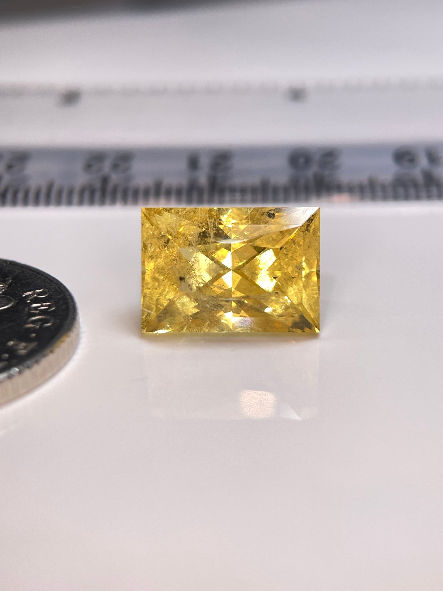 8.035Ct Vivid Intense Yellow Golden Danburite Tanzania Untreated Unheated. Slightly Included. Super