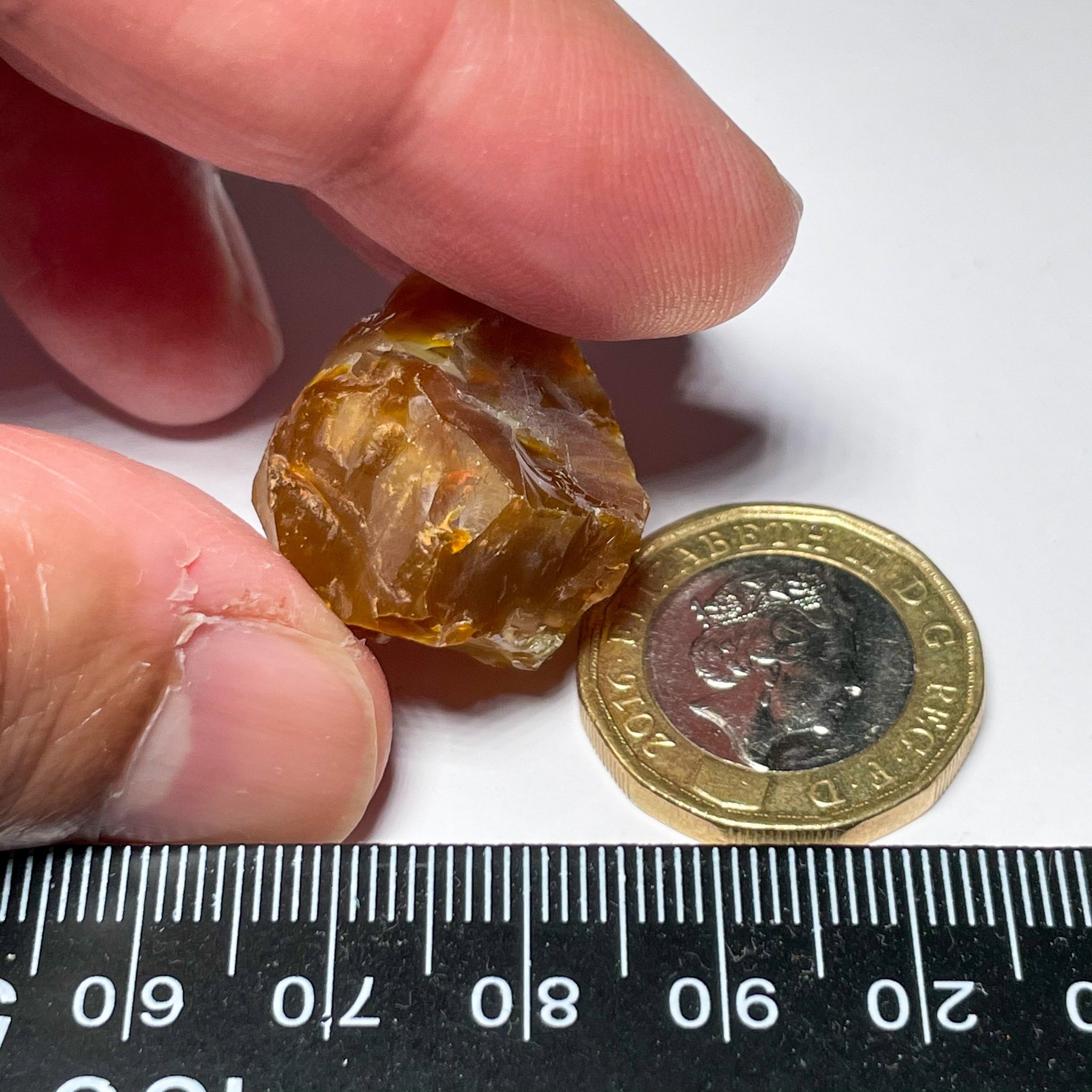 34.90Ct Opal Tanzania Untreated Unheated From A 1999 Deposit Chatoyant (Cats-Eye Effect) Has An