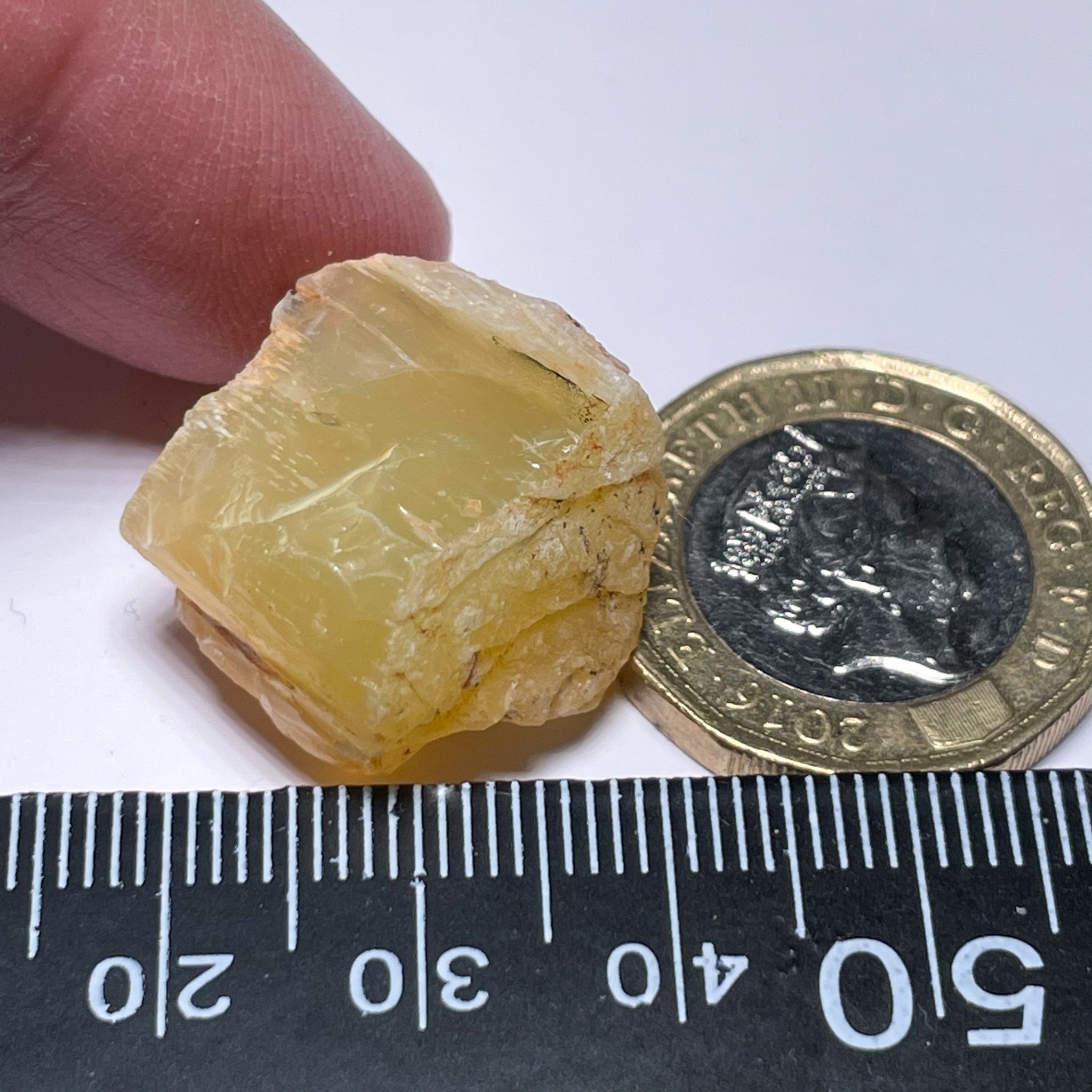 28.93Ct Opal Tanzania Untreated Unheated From A 1999 Deposit Chatoyant (White Pearly Cats-Eye