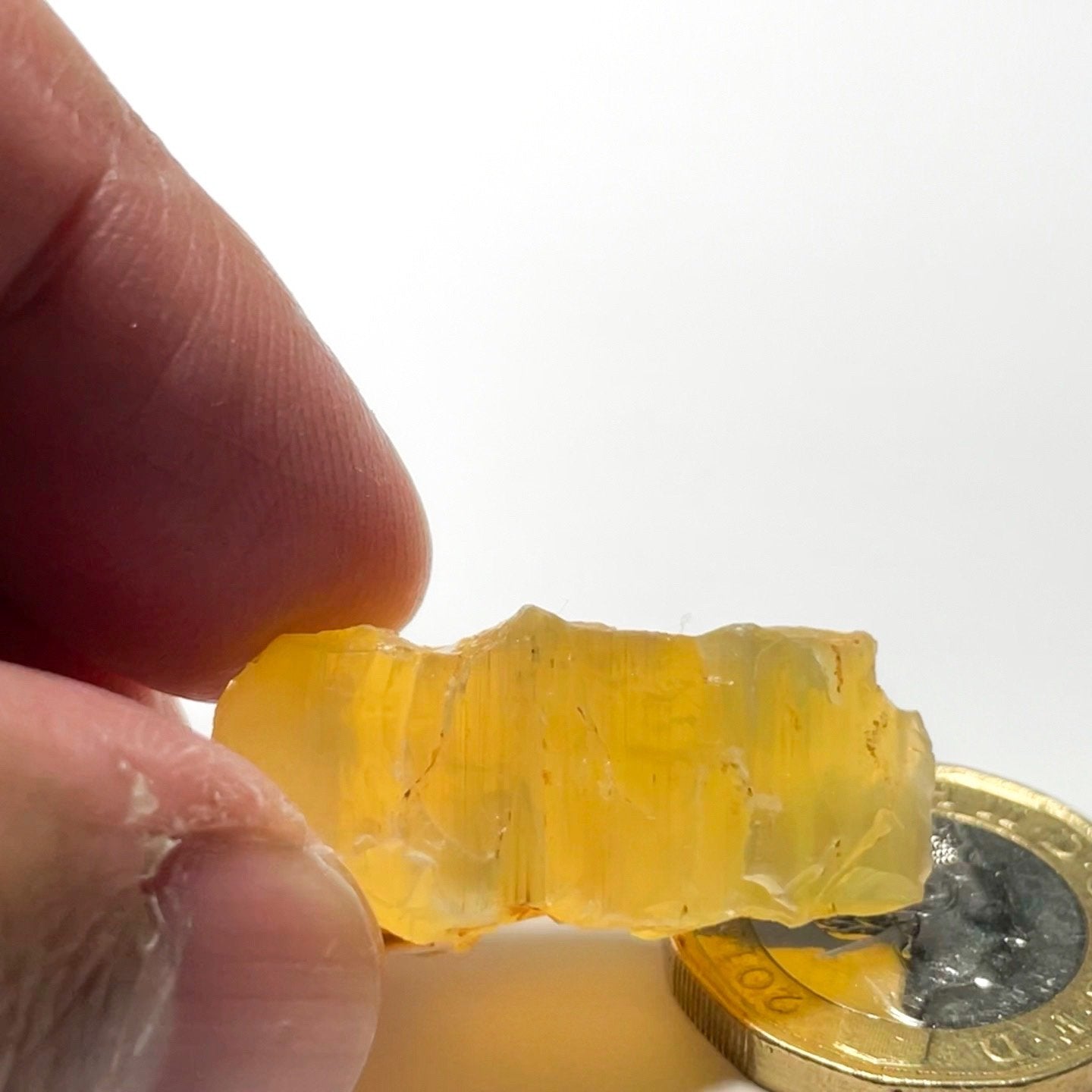 29.26Ct Opal Tanzania Untreated Unheated From A 1999 Deposit Chatoyant (Pearly Cats-Eye Effect)