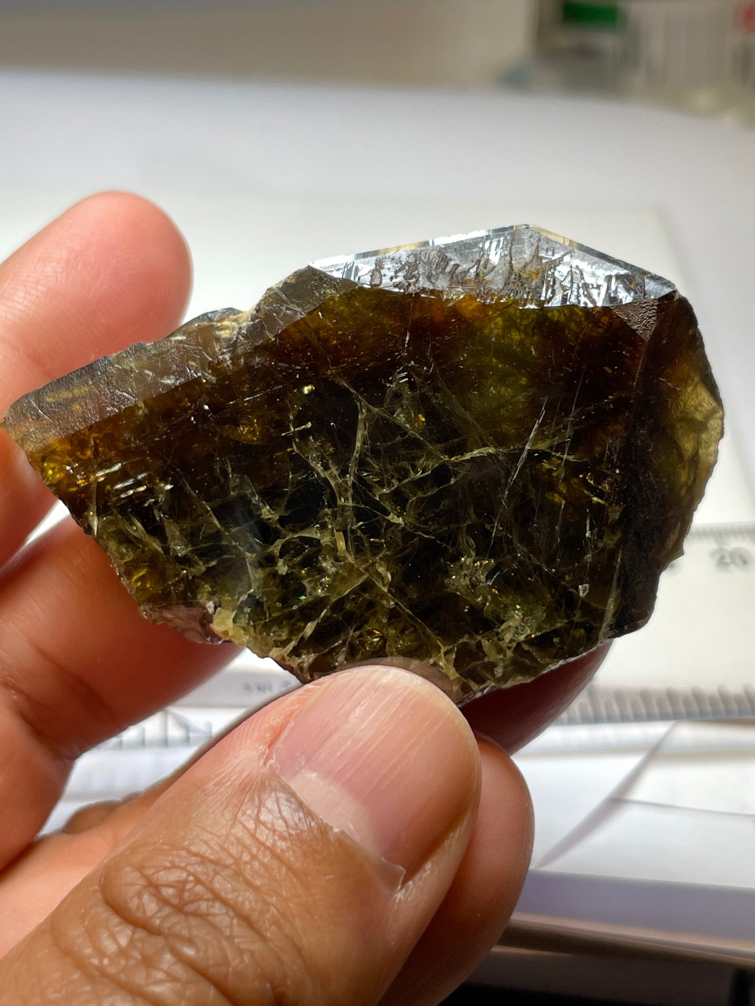 371.5Ct / 74.30Gm Tanzanian Sphene Crystal Untreated Unheated. 64.8 X 41.0 18.1Mm Very High End