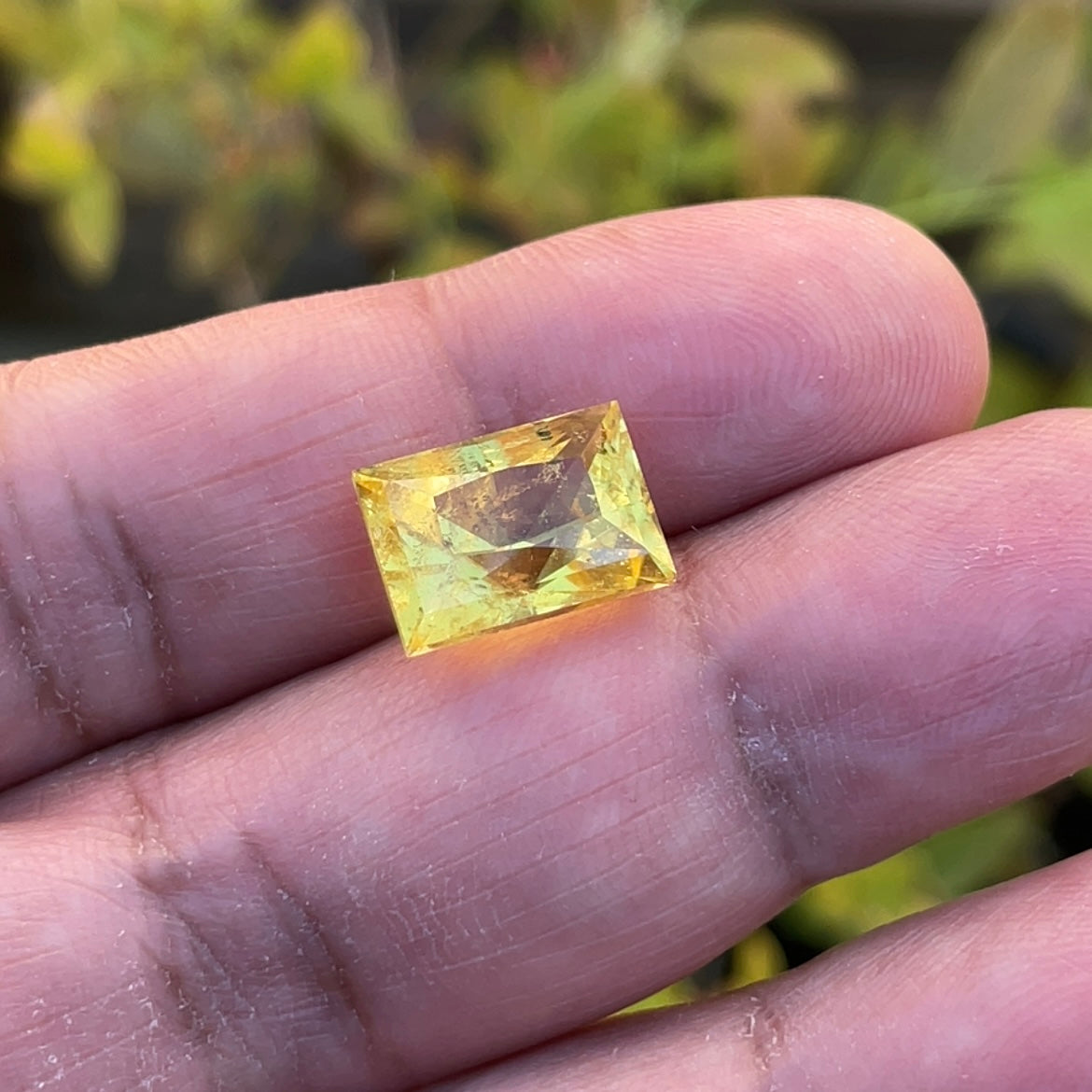 8.035Ct Vivid Intense Yellow Golden Danburite Tanzania Untreated Unheated. Slightly Included. Super