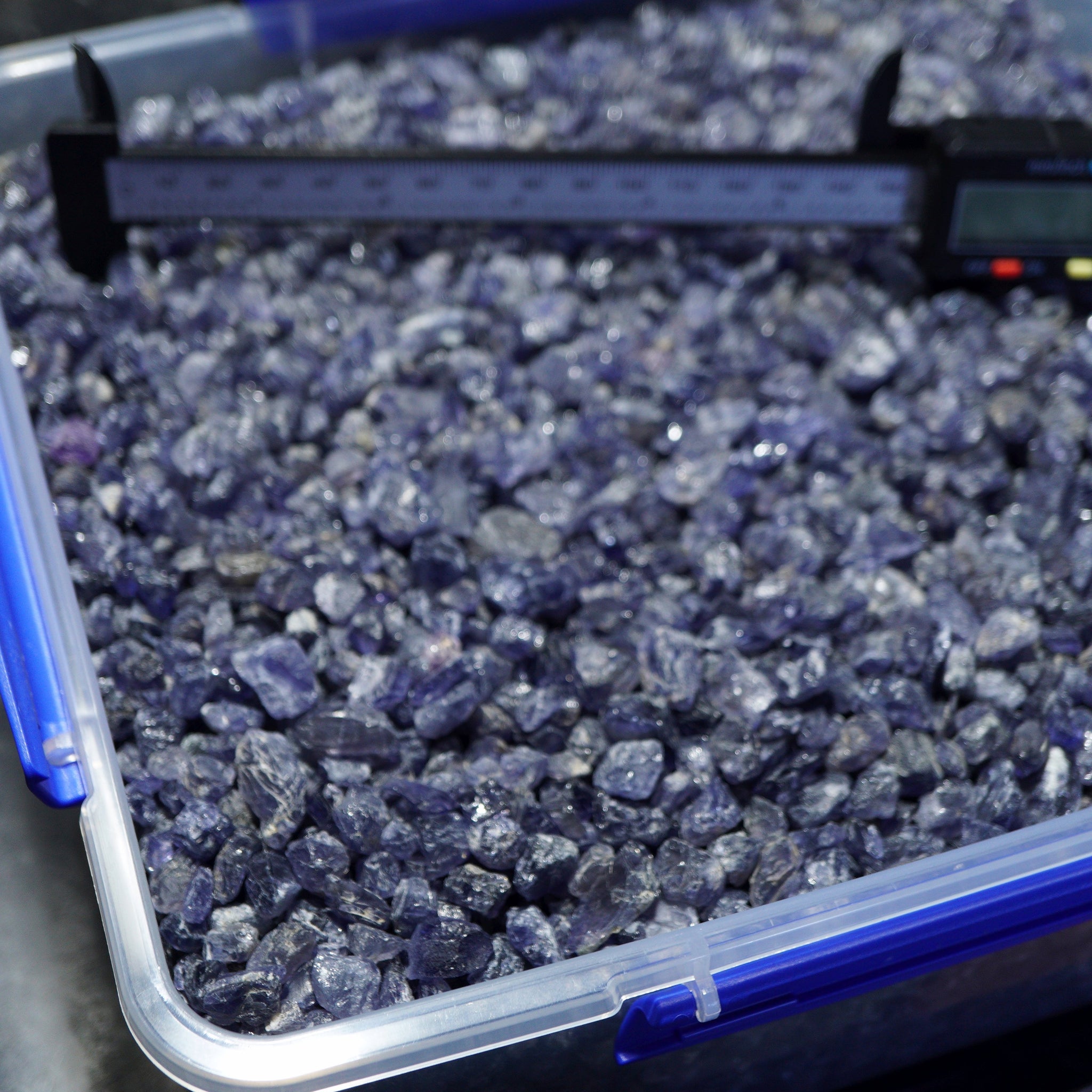 2 Kg Iolite Lots Tanzania But Good For Setting As Is Holistics Etc. 0.20Gm - 3Gm Pcs Price Per Kg