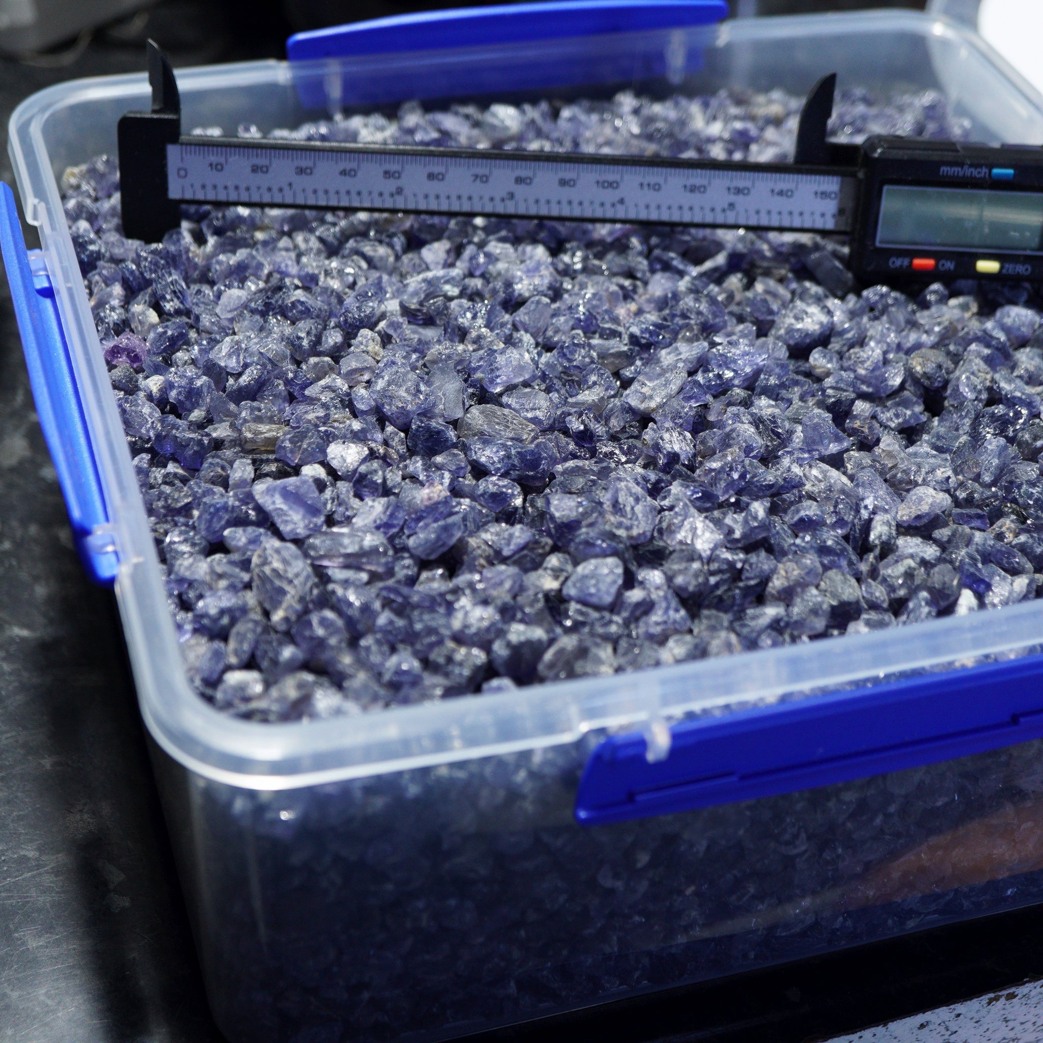 2 Kg Iolite Lots Tanzania But Good For Setting As Is Holistics Etc. 0.20Gm - 3Gm Pcs Price Per Kg