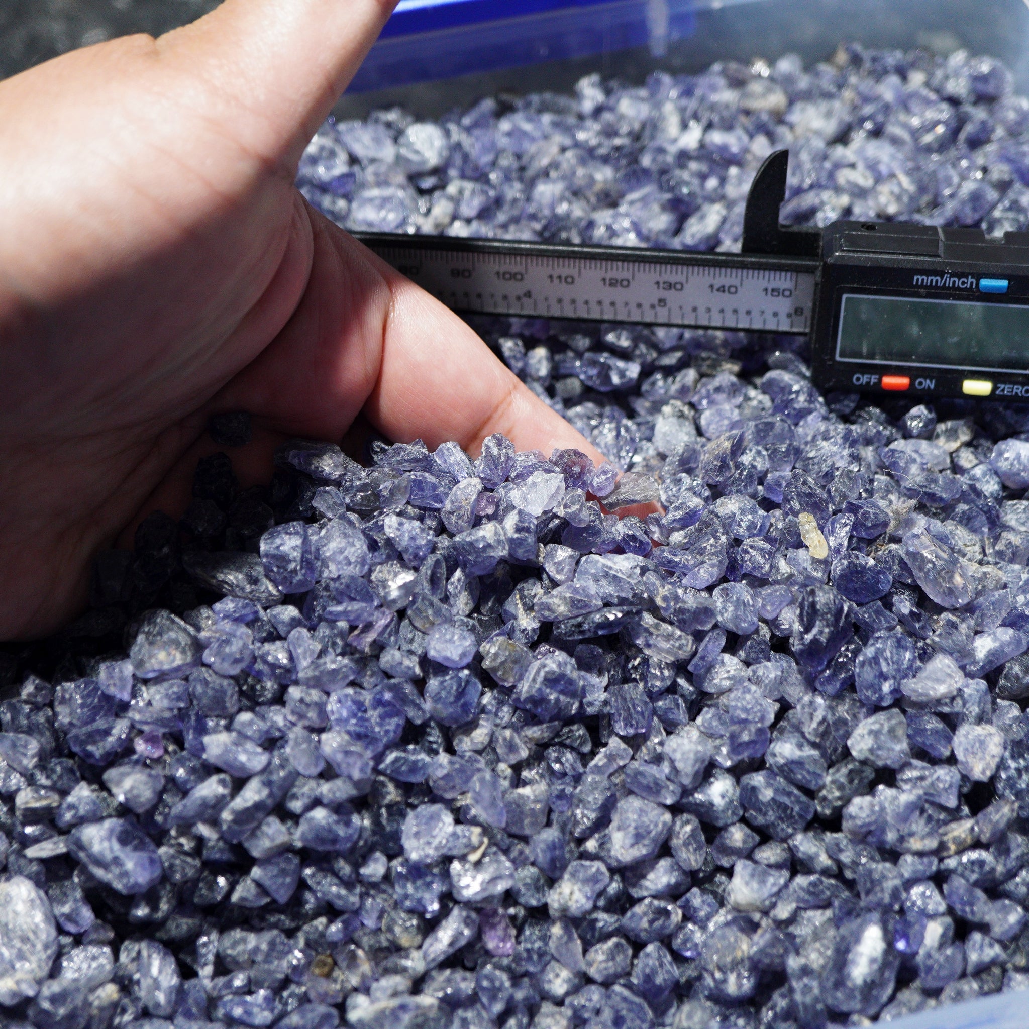 2 Kg Iolite Lots Tanzania But Good For Setting As Is Holistics Etc. 0.20Gm - 3Gm Pcs Price Per Kg