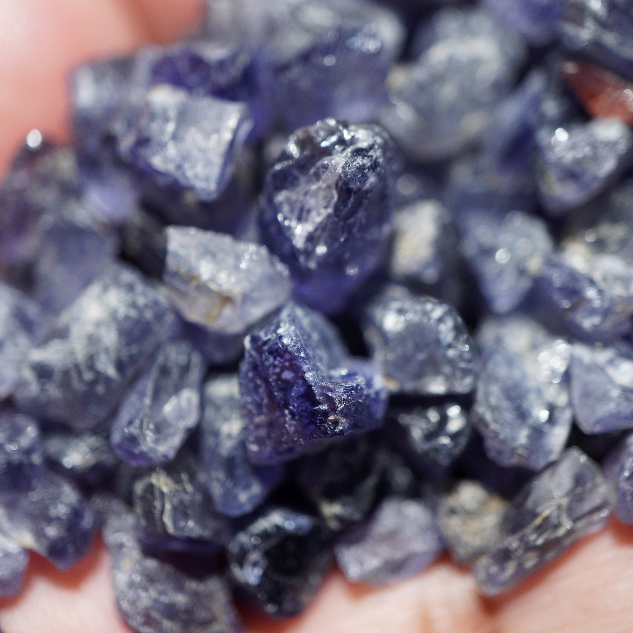 2 Kg Iolite Lots Tanzania But Good For Setting As Is Holistics Etc. 0.20Gm - 3Gm Pcs Price Per Kg