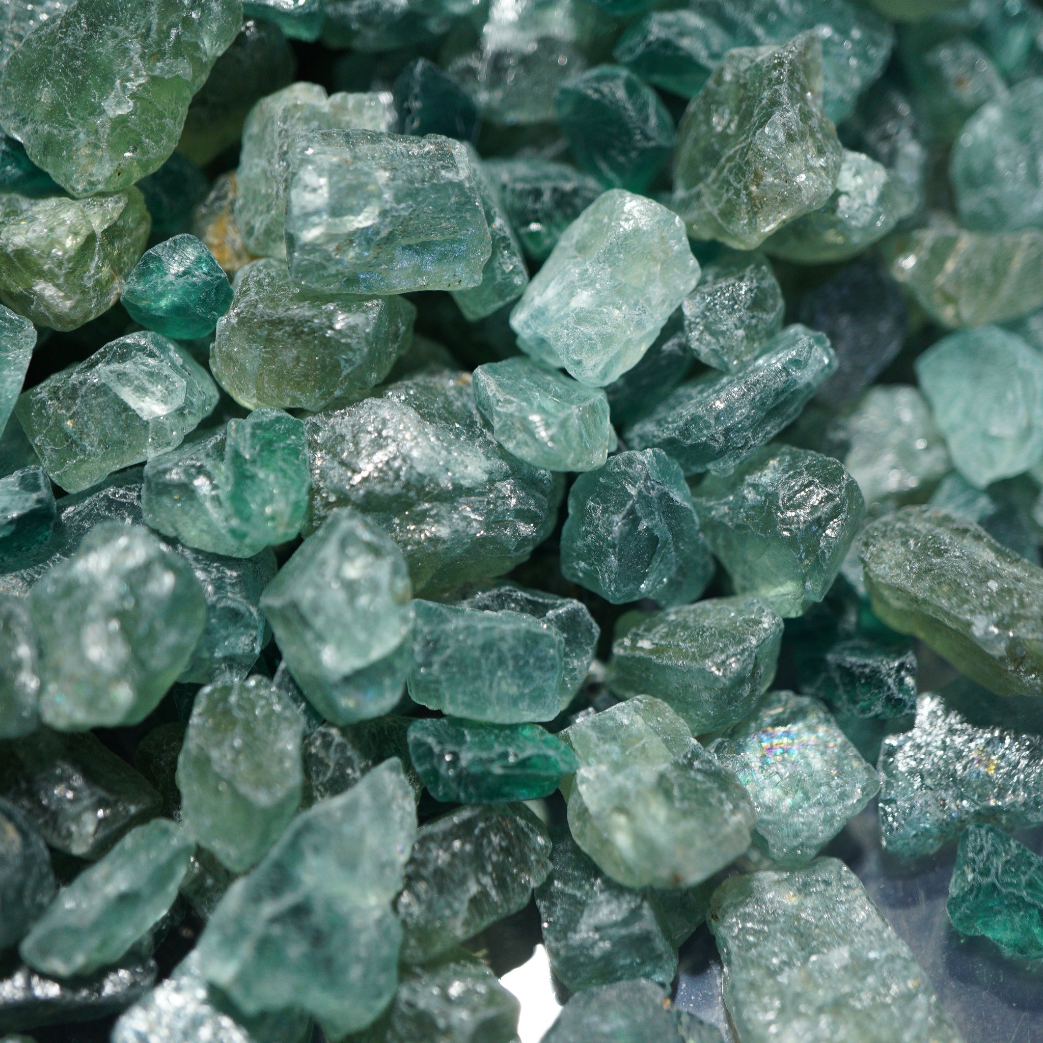 1Kg Apatite Lots Not For Faceting Tanzania 0.2Gm - 3Gm. Price Is