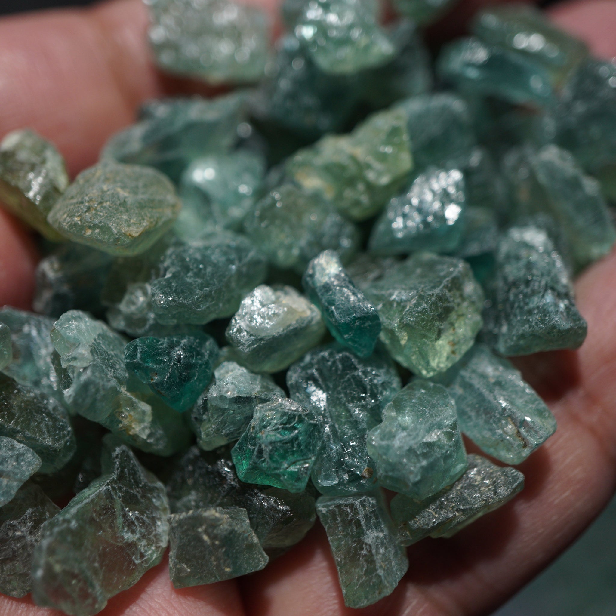 1Kg Apatite Lots Not For Faceting Tanzania 0.2Gm - 3Gm. Price Is