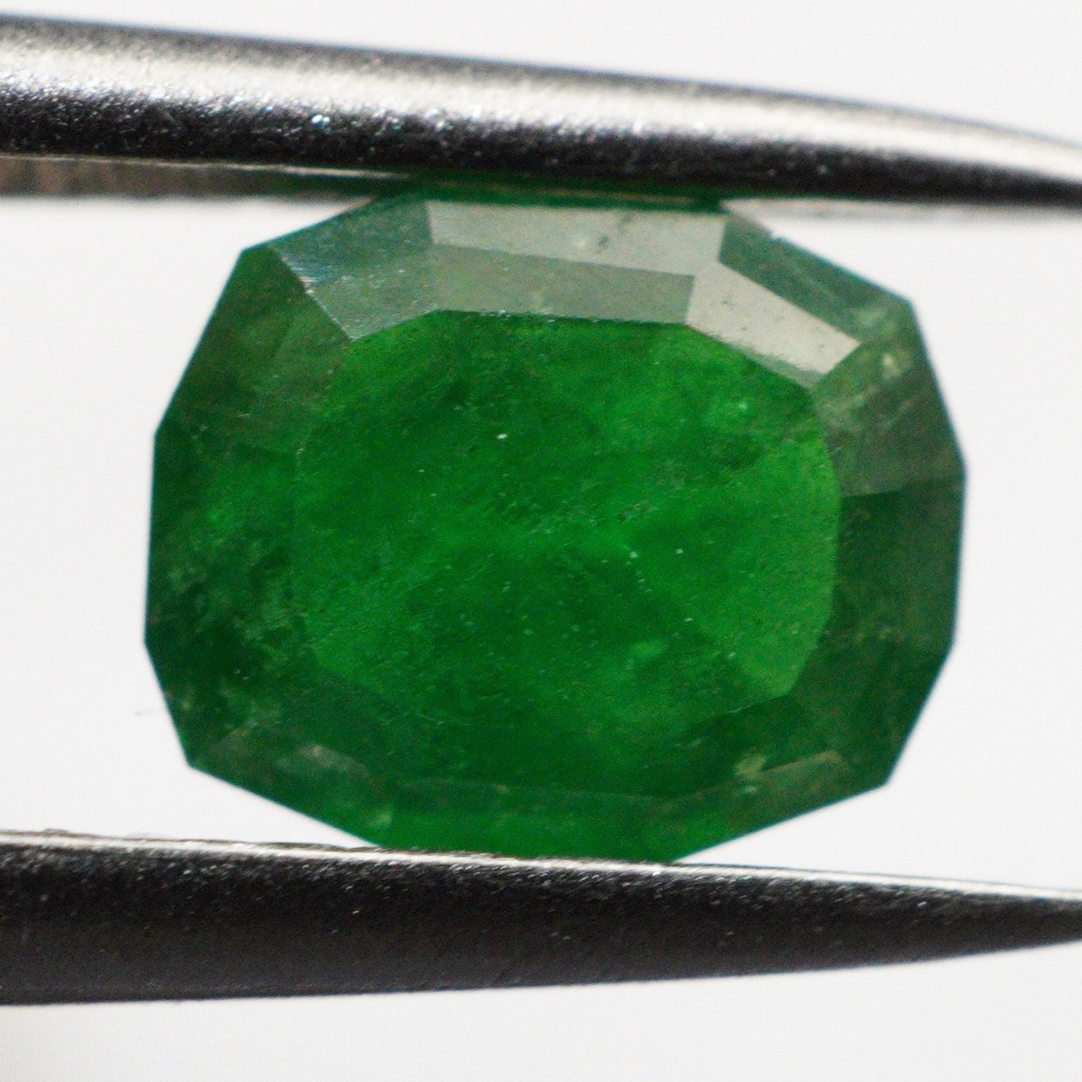 0.74Ct Tsavorite Garnet Kenya Unheated Untreated