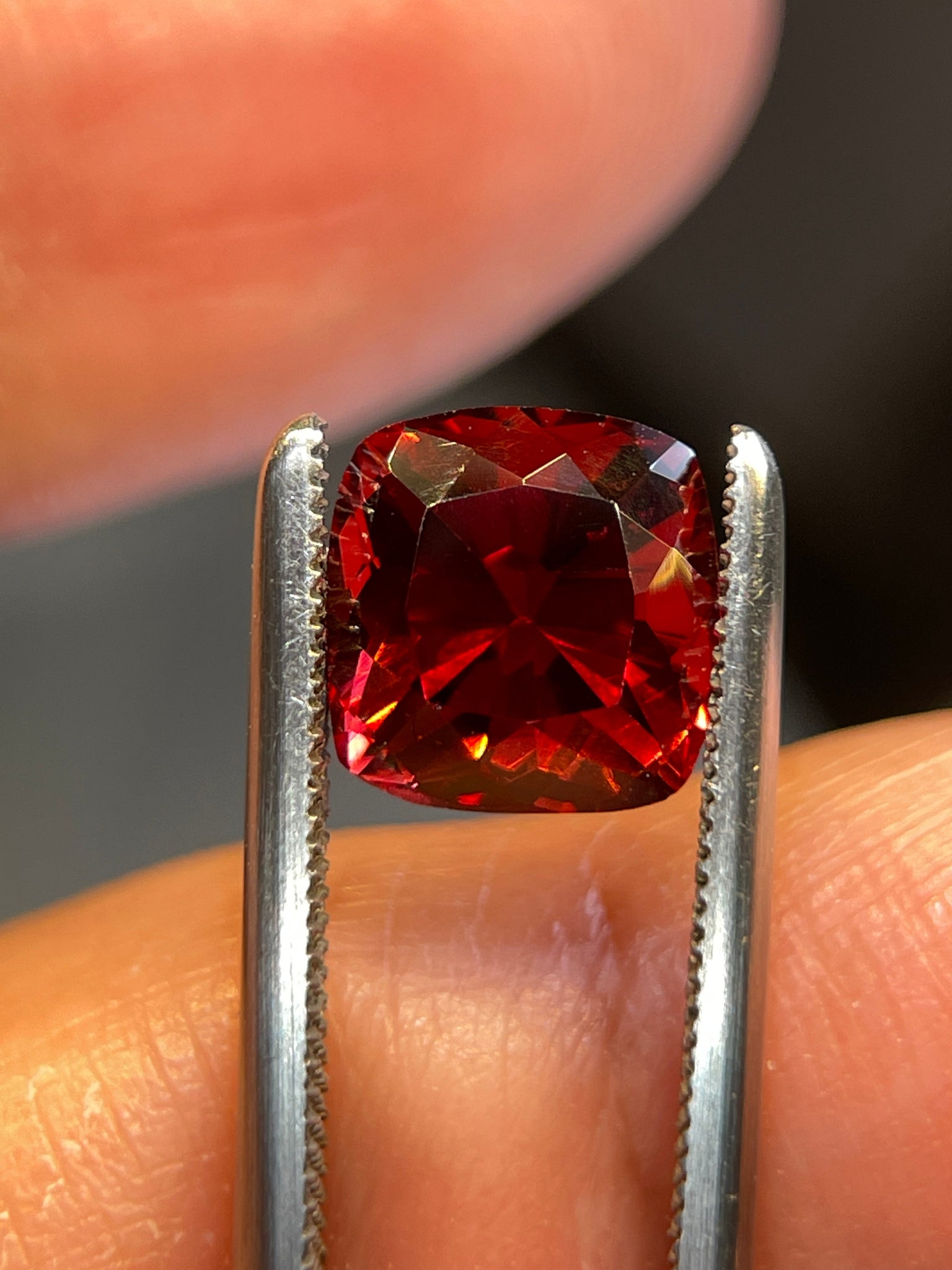 3.35Ct Malaya Garnet. Tanzania. Untreated Unheated