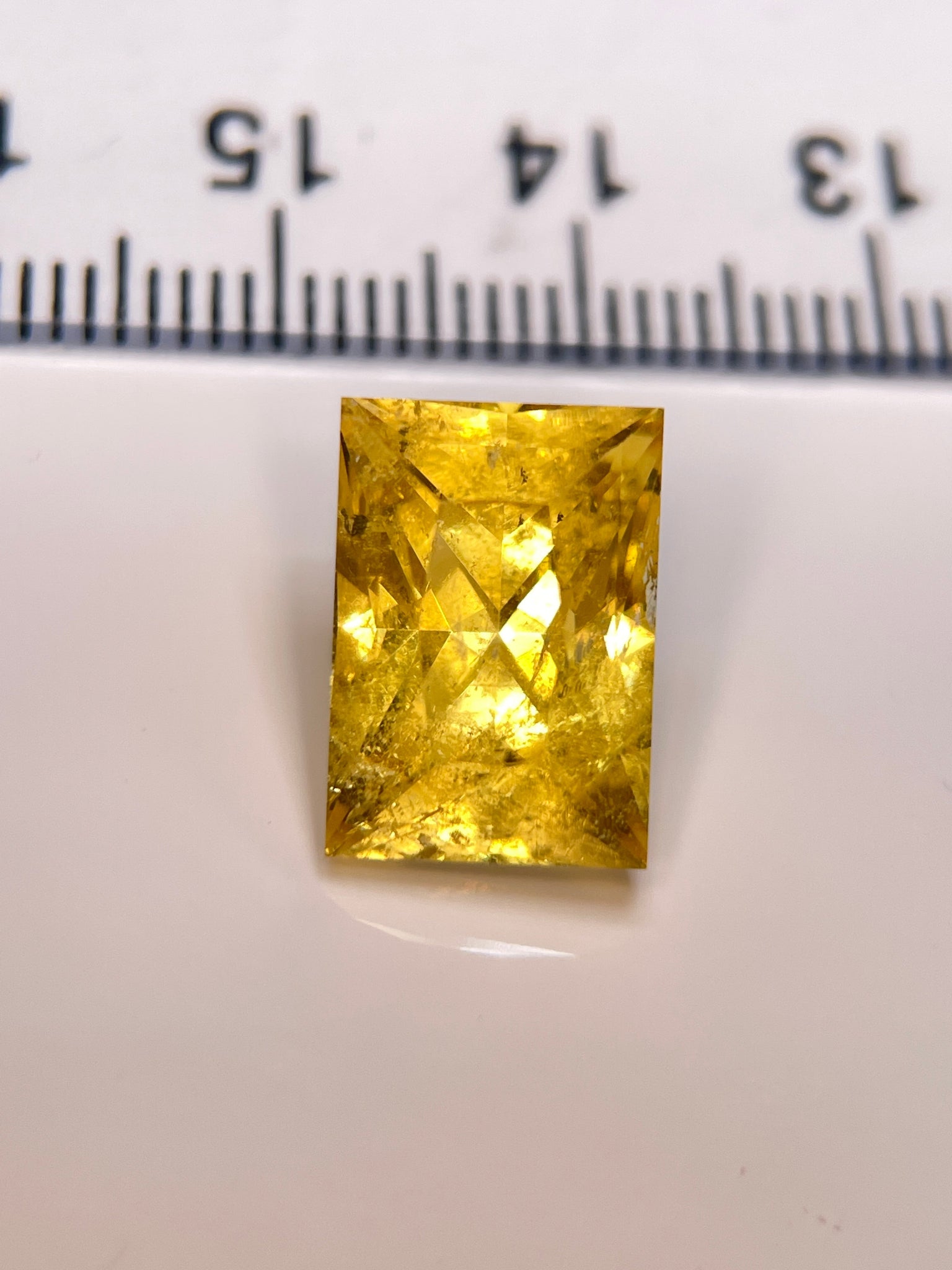 8.035Ct Vivid Intense Yellow Golden Danburite Tanzania Untreated Unheated. Slightly Included. Super
