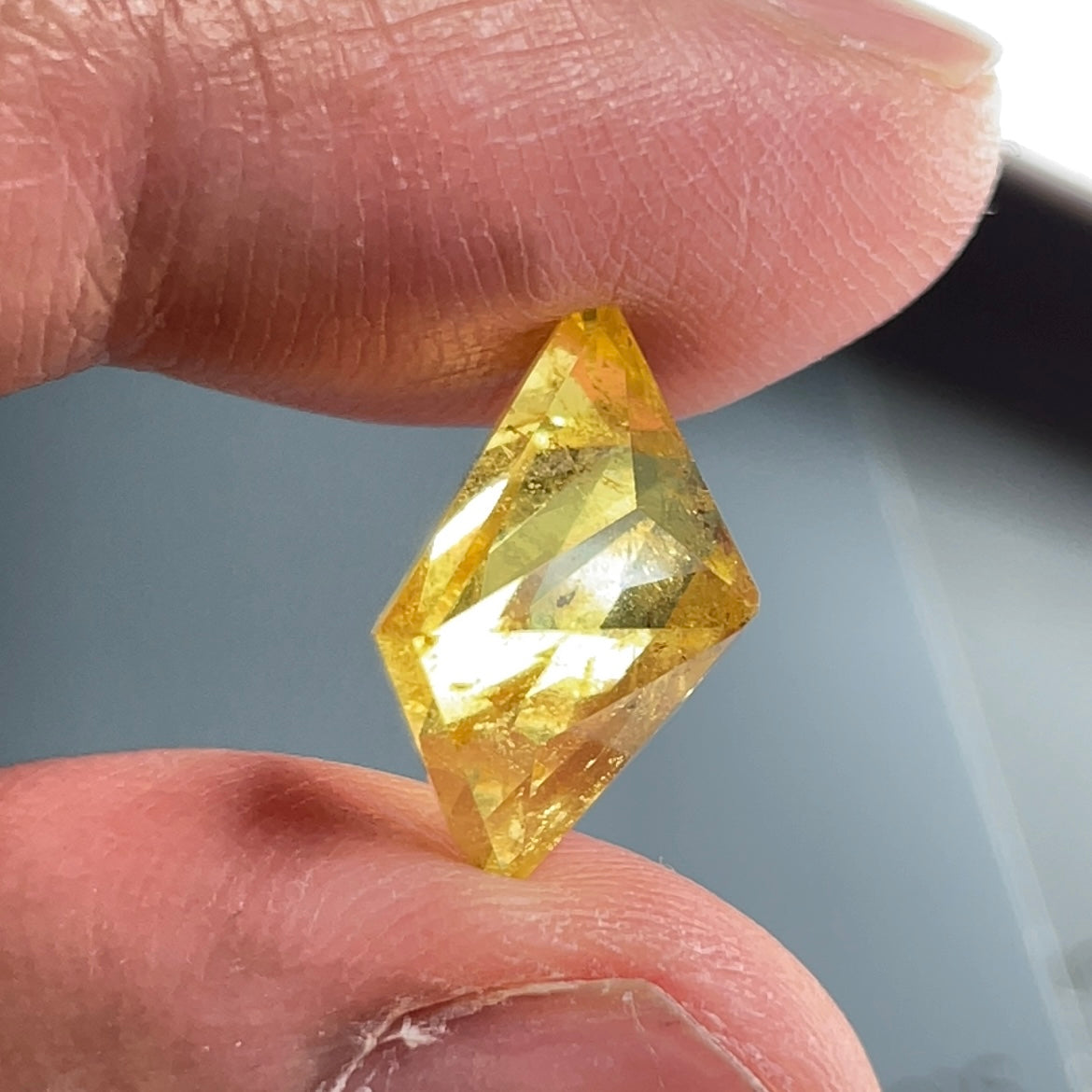 8.035Ct Vivid Intense Yellow Golden Danburite Tanzania Untreated Unheated. Slightly Included. Super