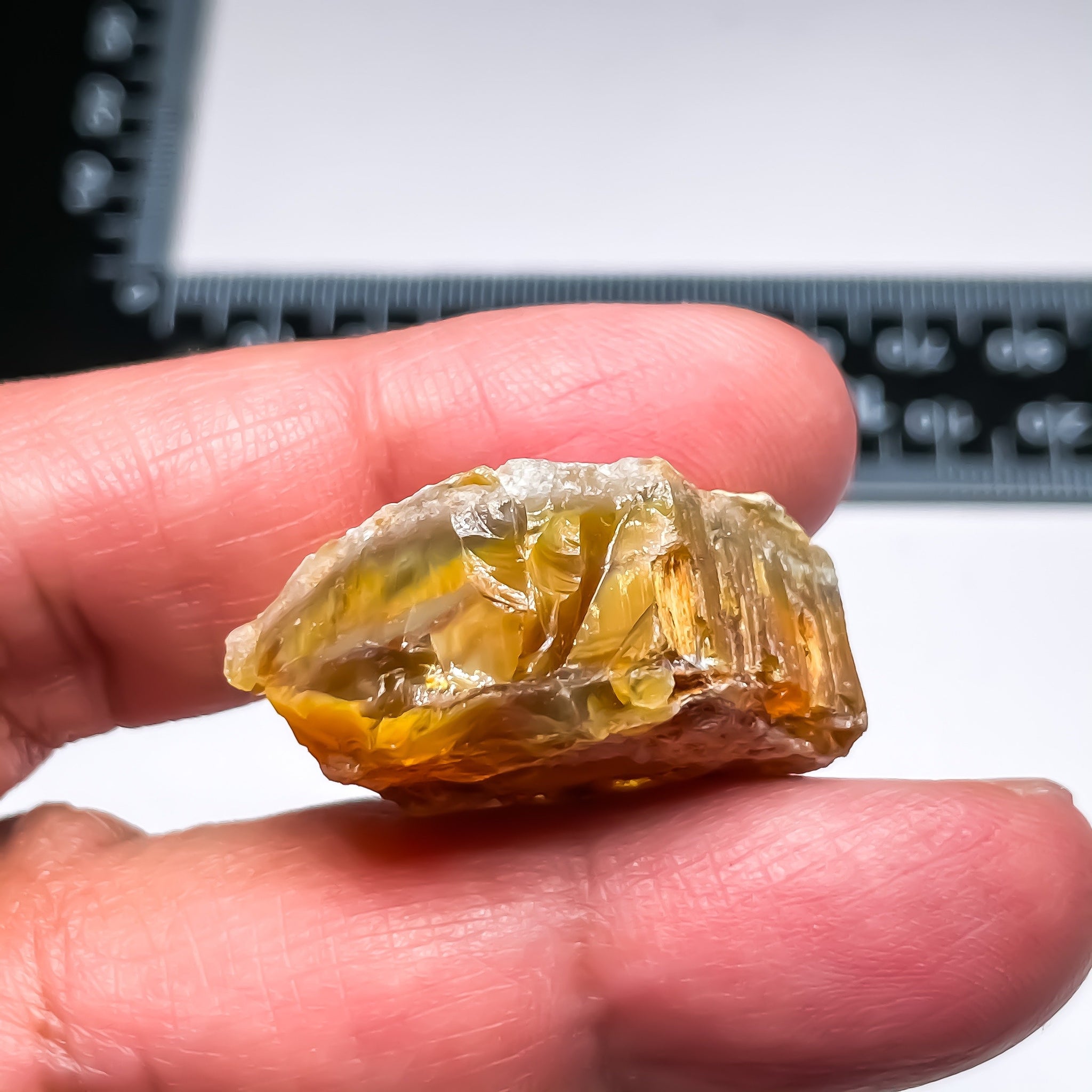 52.82Ct Opal Tanzania Untreated Unheated From A 1999 Deposit Chatoyant (Cats-Eye Effect) Has An